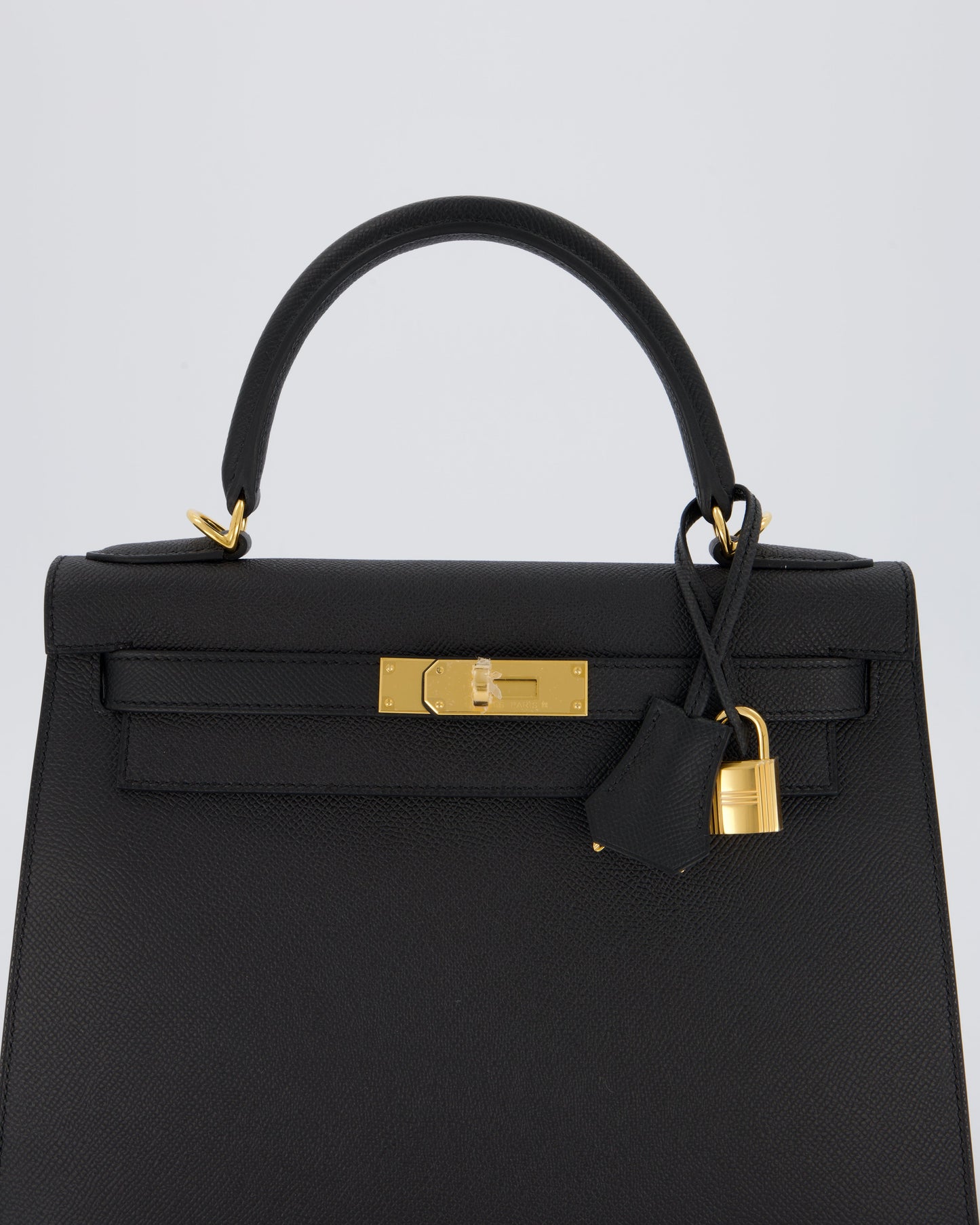 Hermes Kelly 28 Sellier Bag in Noir Epsom Leather with Gold Hardware