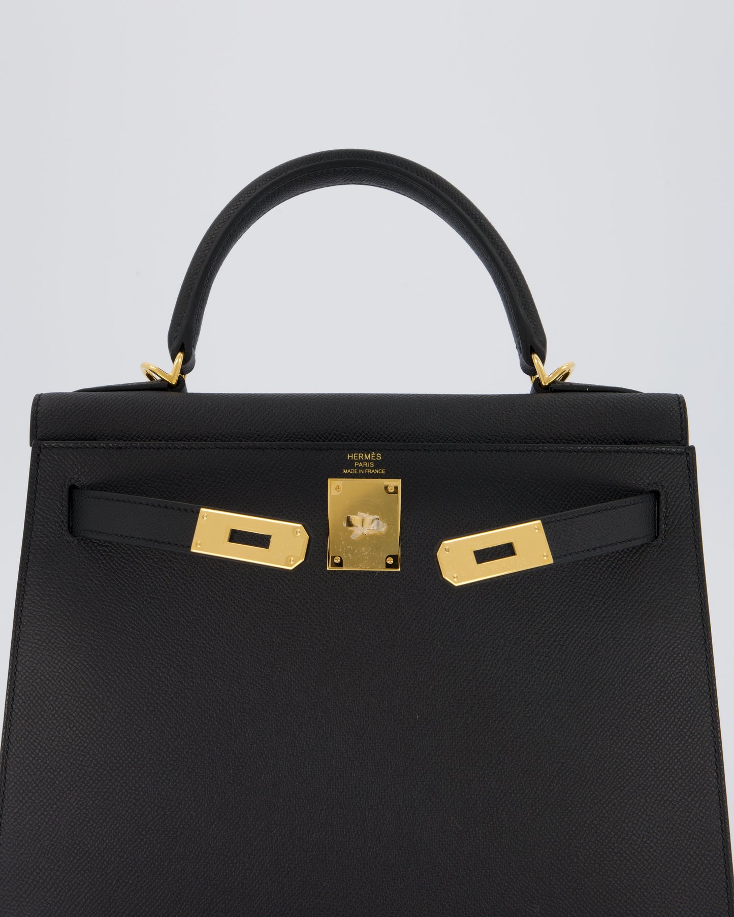 Hermes Kelly 28 Sellier Bag in Noir Epsom Leather with Gold Hardware