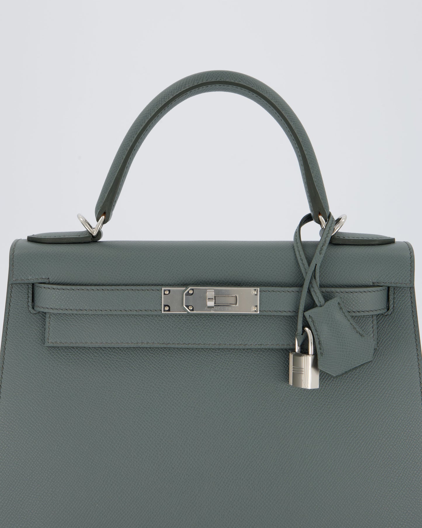 Hermes Kelly 28 Sellier Bag in Vert Amande Epsom Leather with Palladium Hardware