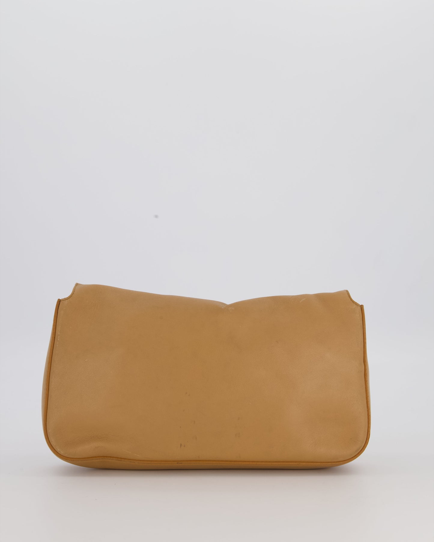 Fendi Vintage Baguette Bag in Beige Lambskin Leather with Gold Studded Hardware