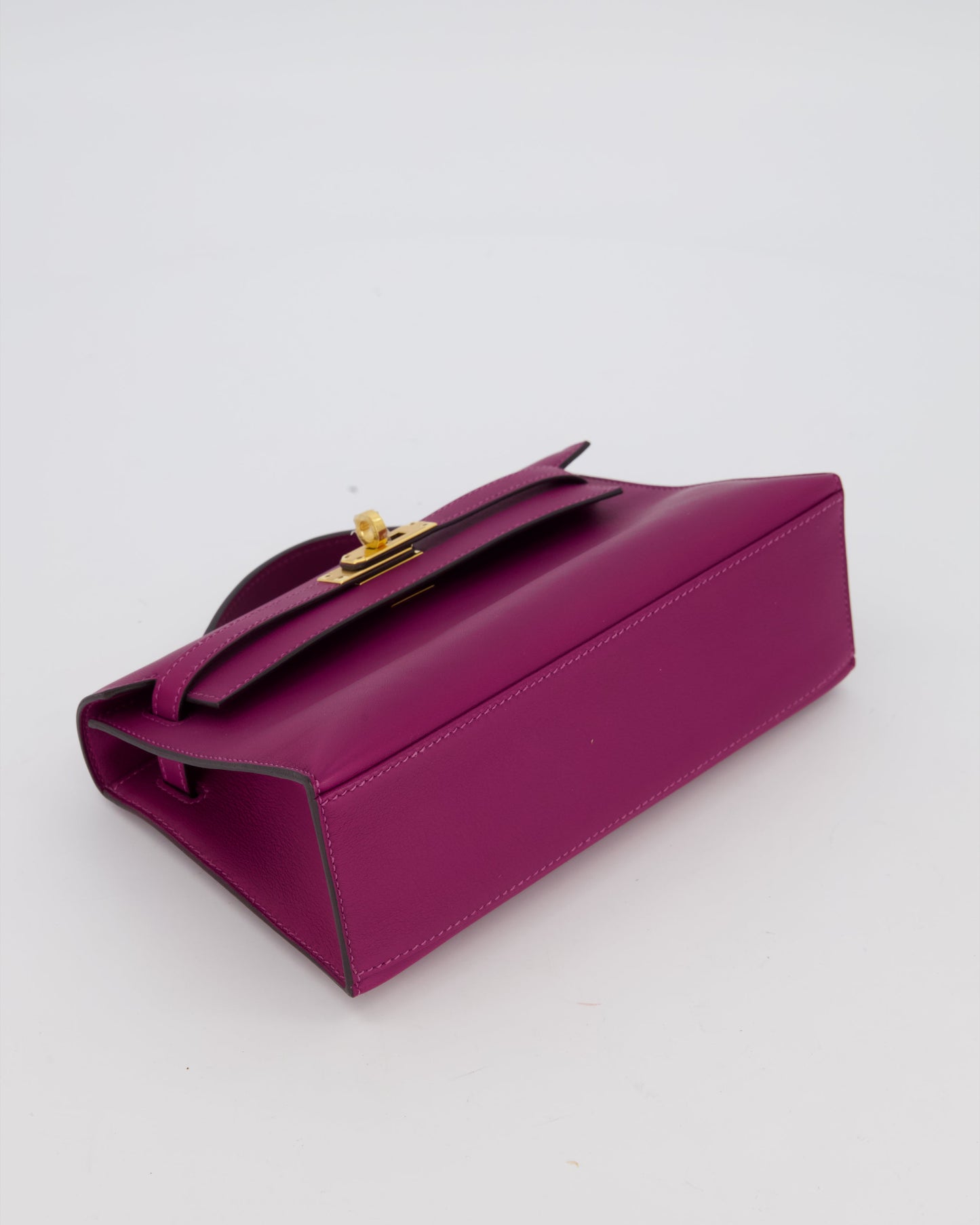 *RARE COLOUR* Hermes Kelly Pochette Bag in Anemone Swift Leather and Gold Hardware
