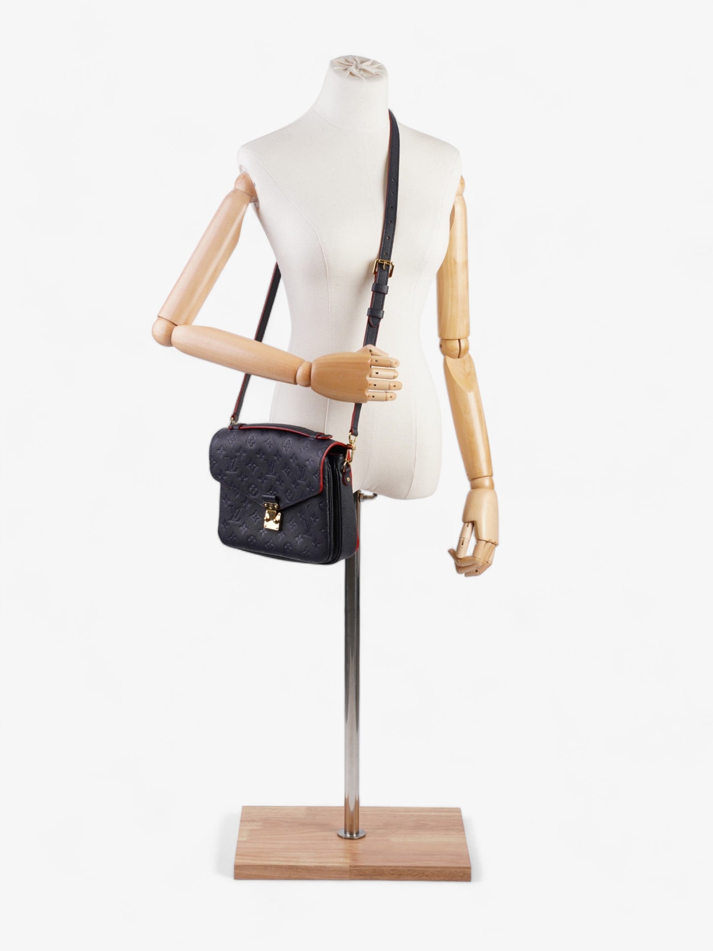 Louis Vuitton Pochette Metis MM Navy Empreinte Leather