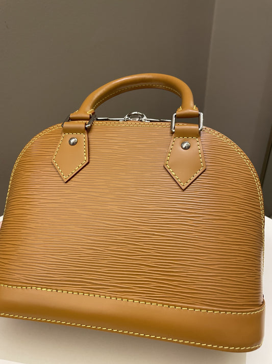 Louis Vuitton Alma BB Gold Miel Epi