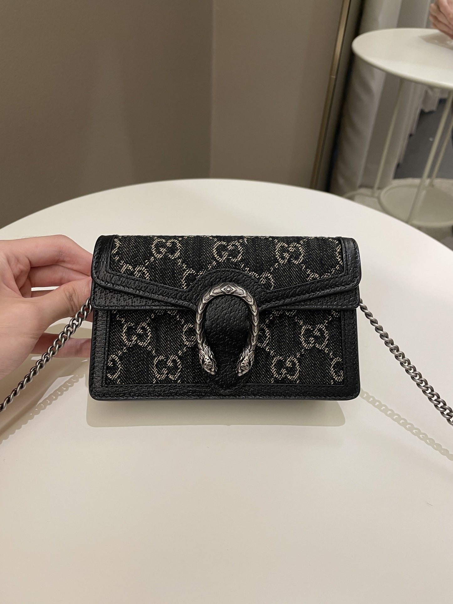 Gucci Chain Handbag Style 4