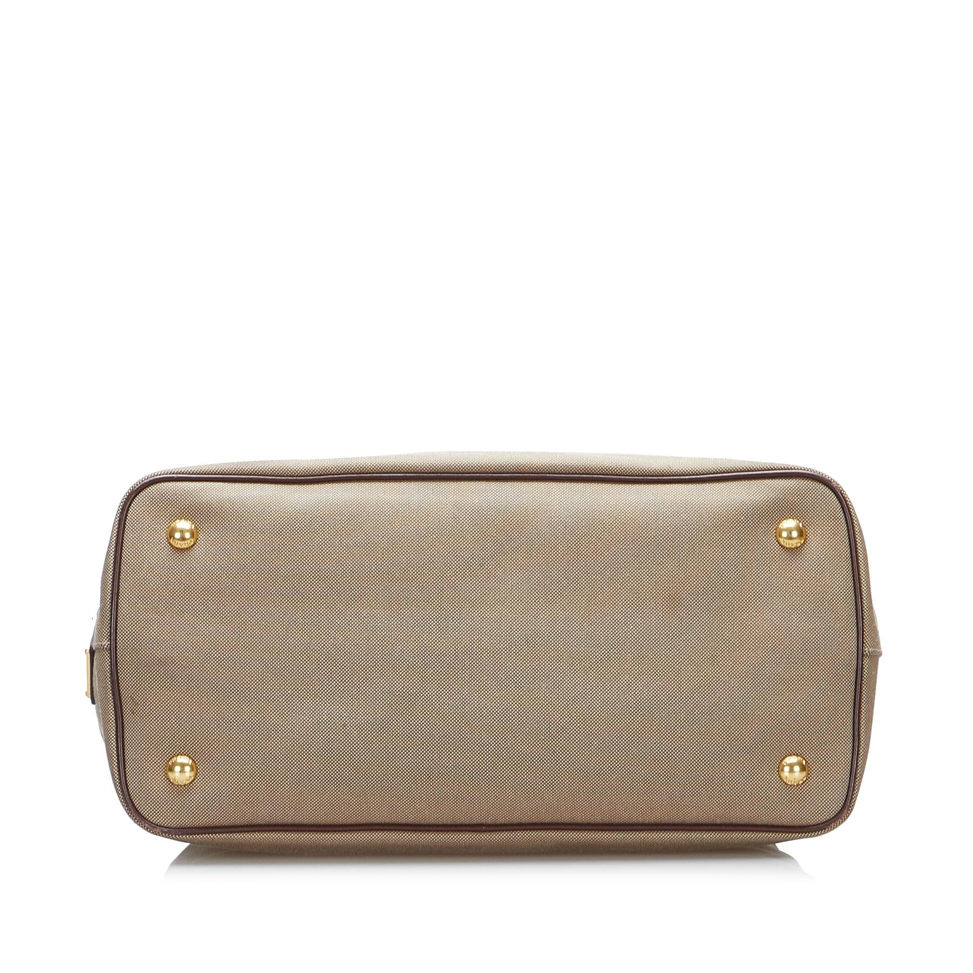 Prada Canapa Logo Satchel (SHG-iV35jz)