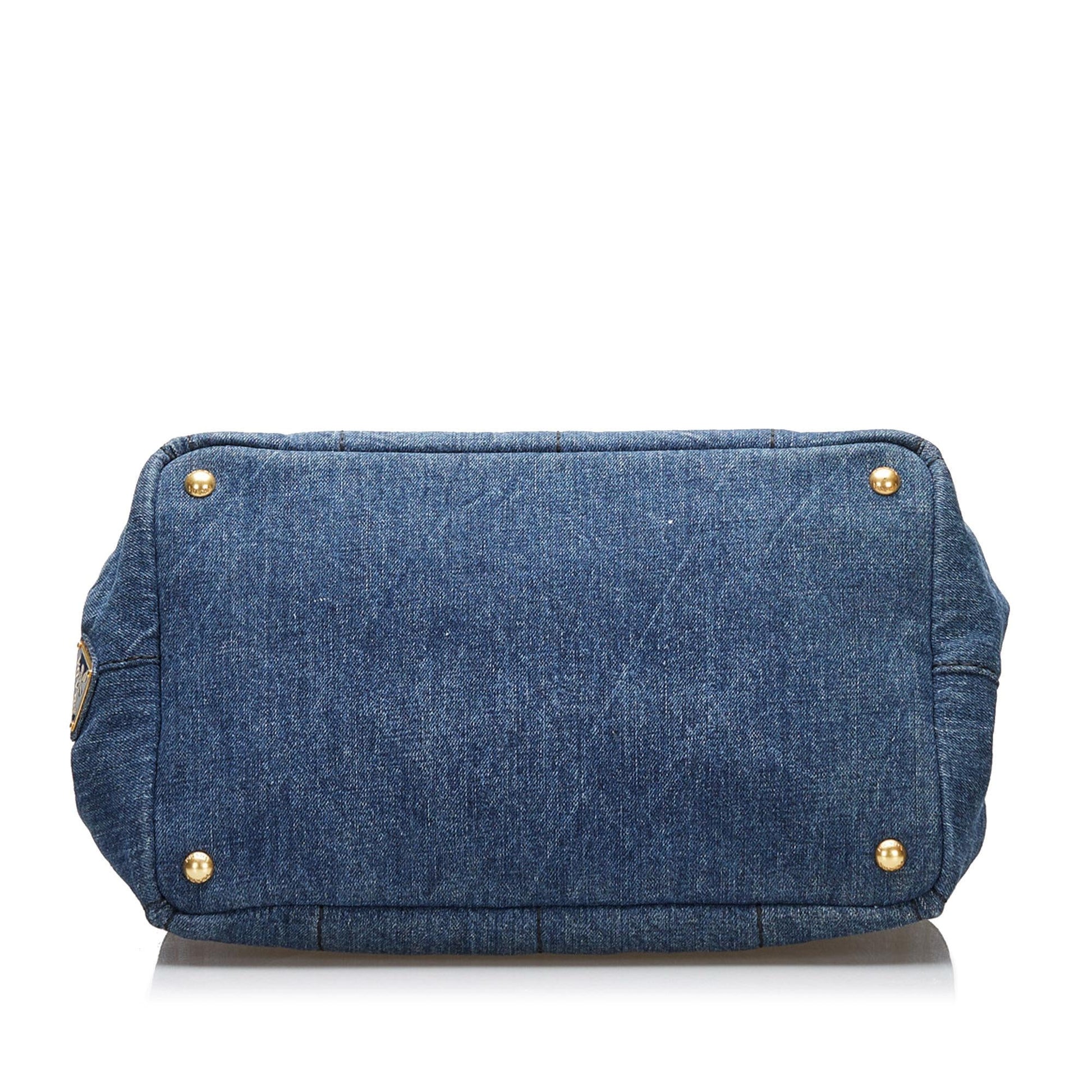 Prada Canapa Logo Tote (SHG-37097)