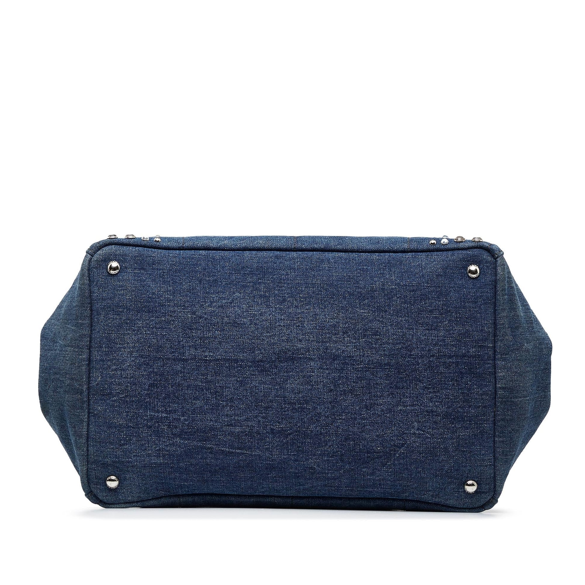 Prada Canapa Studded Handbag (SHG-VPGSgu)