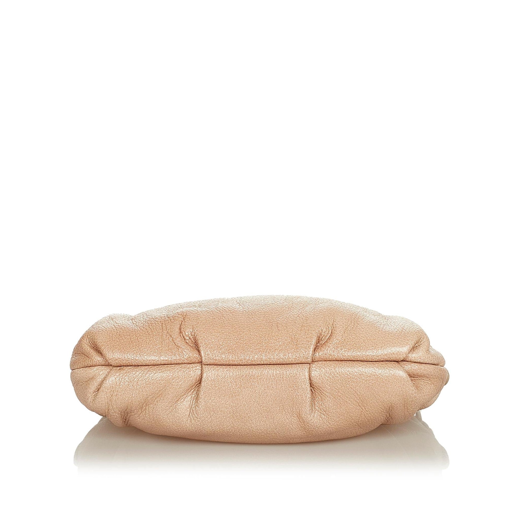 Prada Leather Baguette (SHG-25211)