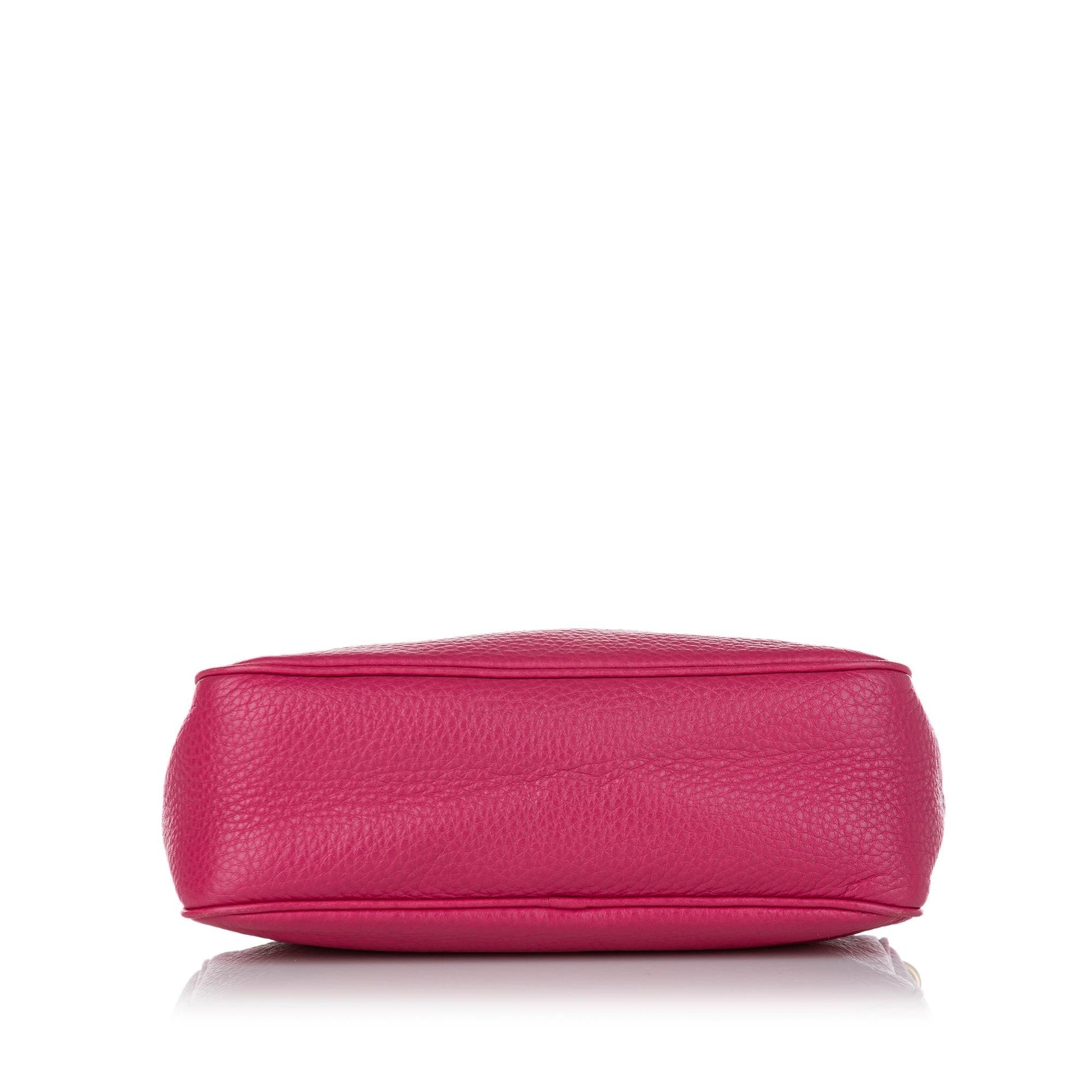 Prada Leather Baguette (SHG-26221)
