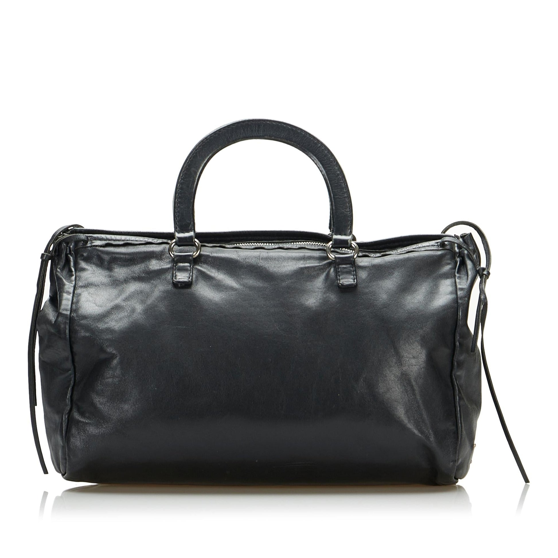 Prada Leather Boston Bag (SHG-TRKppp)