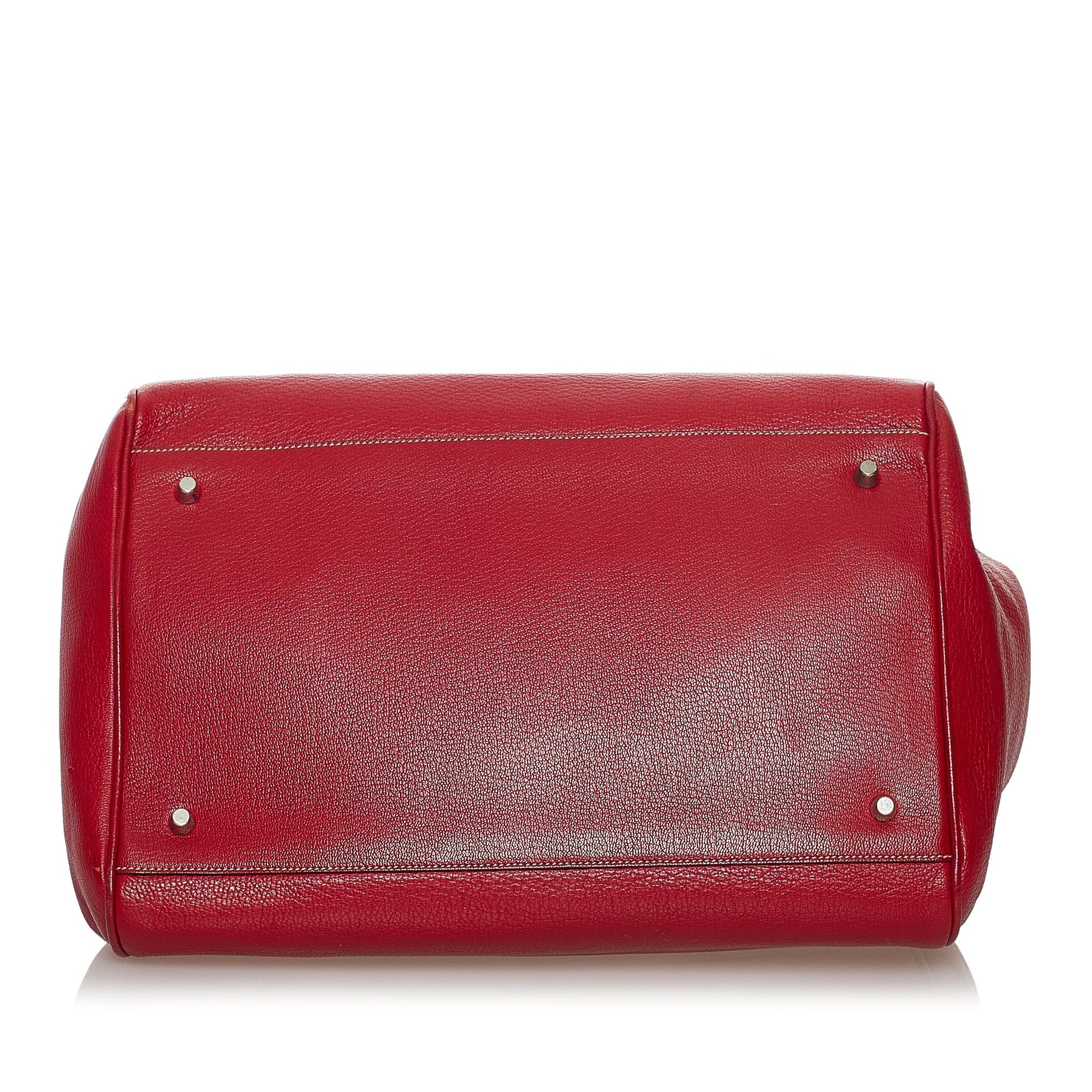 Prada Leather Handbag (SHG-33210)