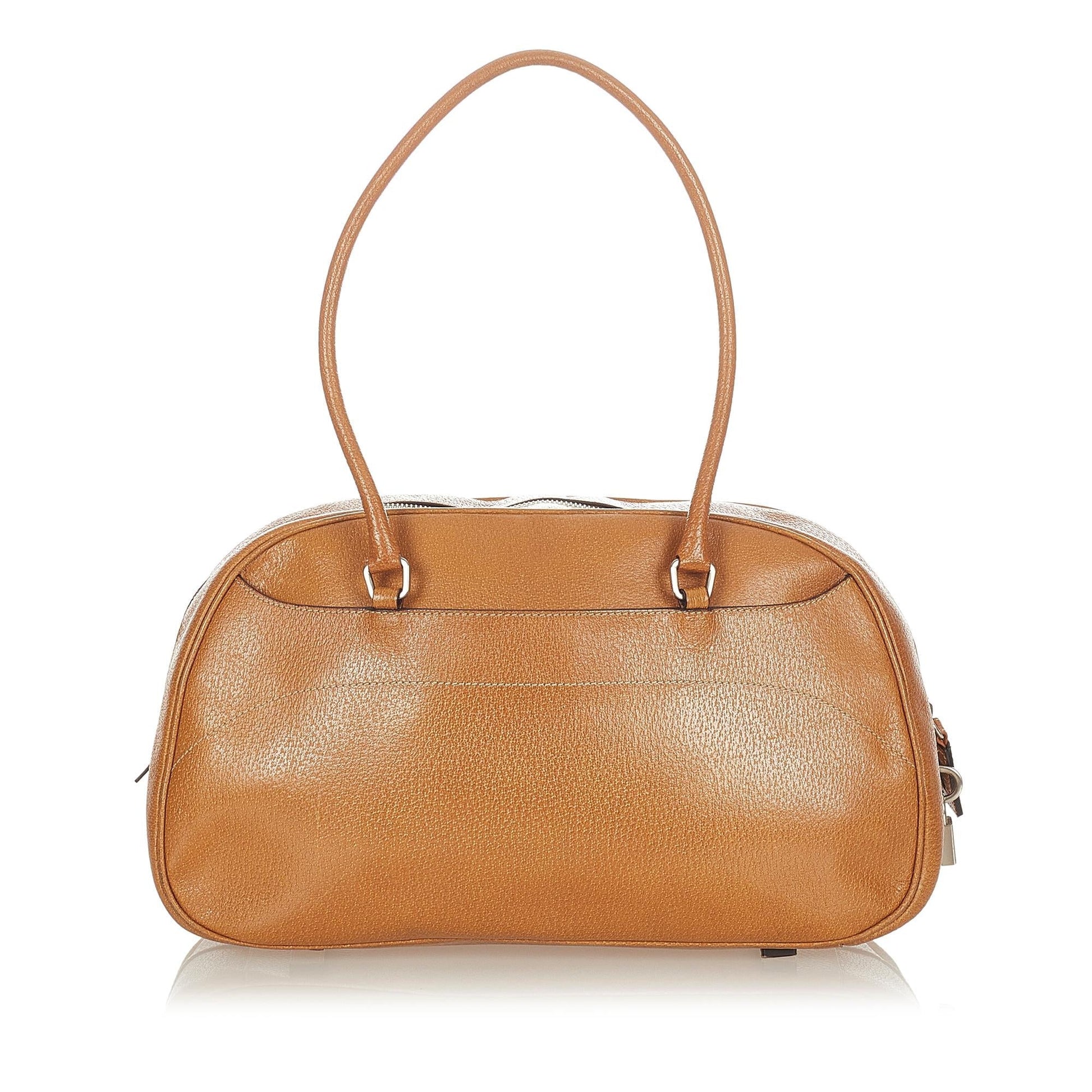 Prada Leather Handbag (SHG-34019)