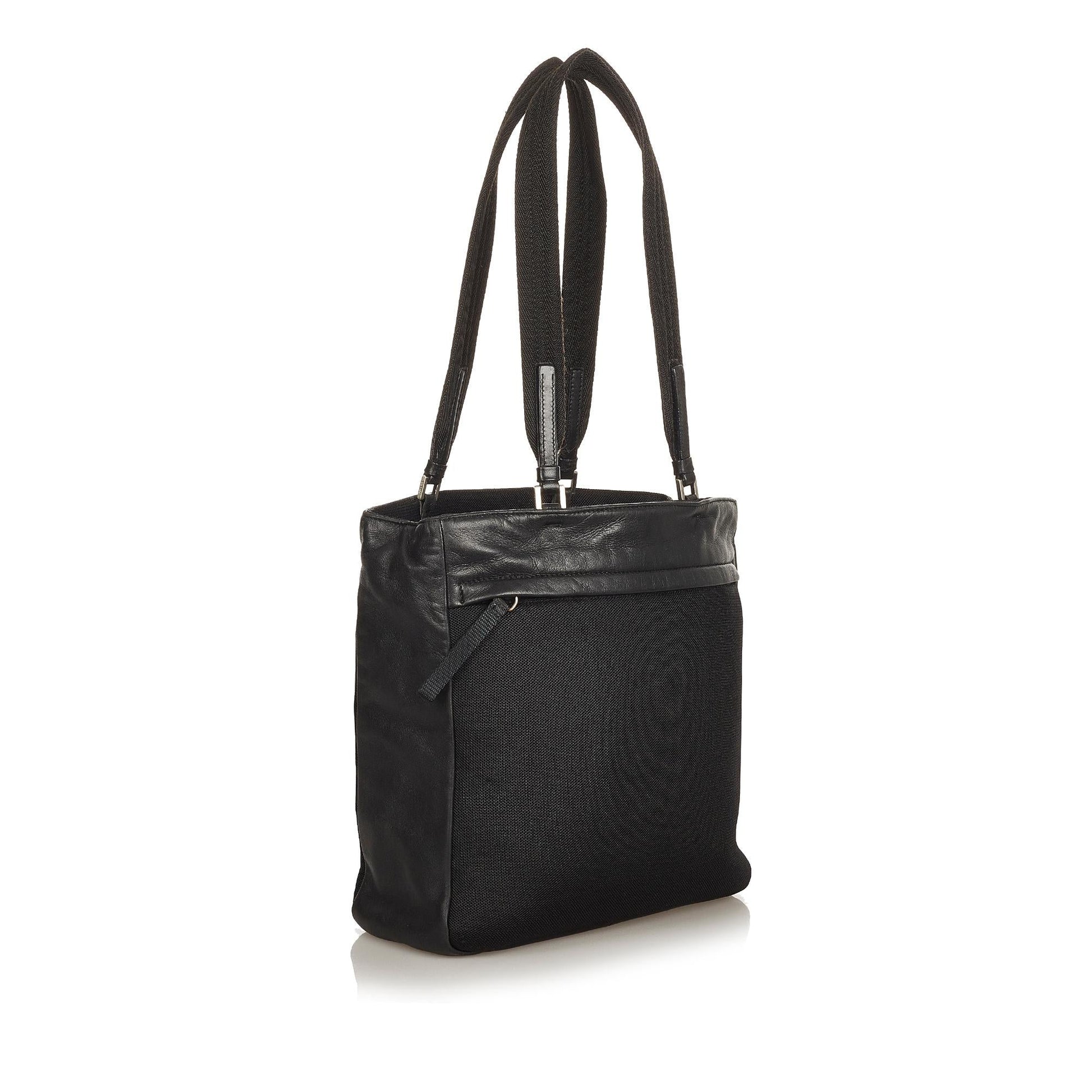Prada Leather Handbag (SHG-36097)