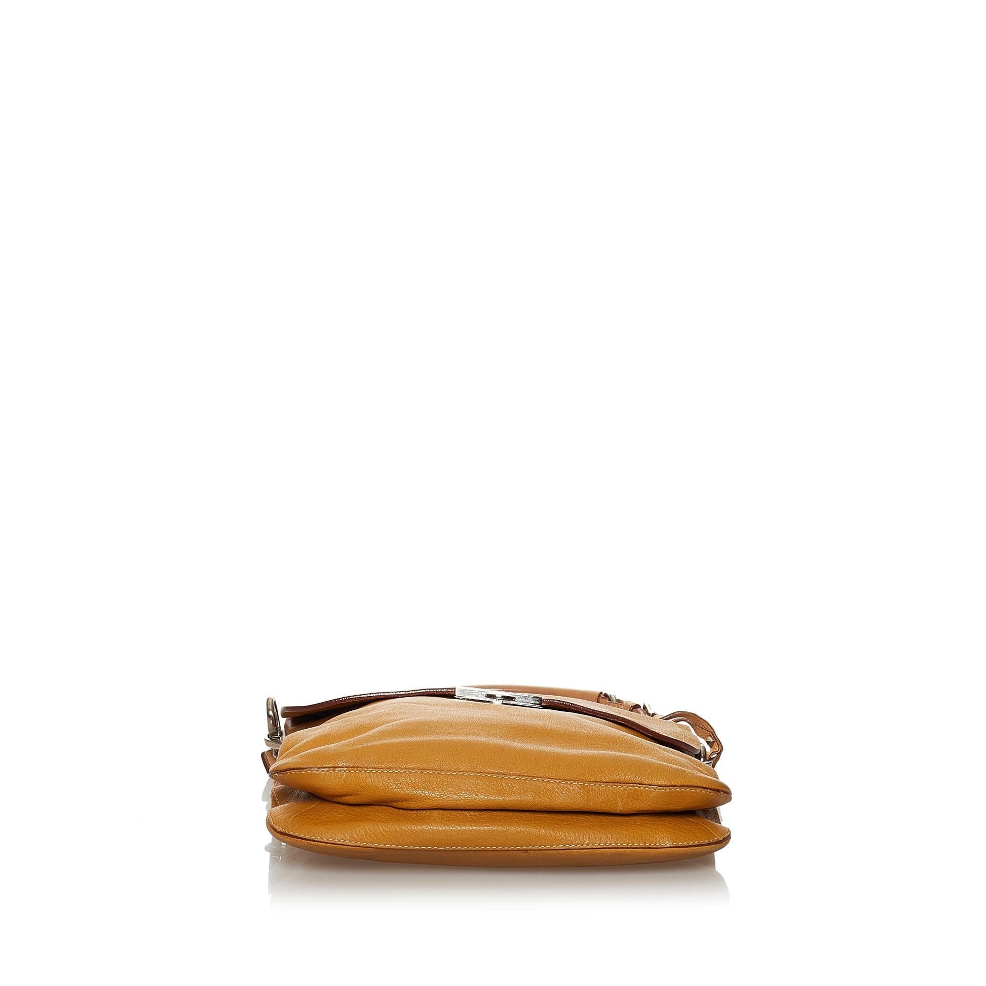 Prada Leather Shoulder Bag (SHG-29814)
