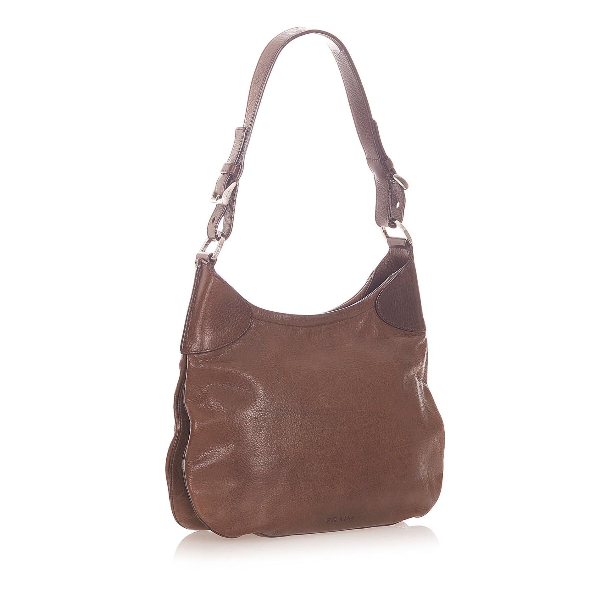 Prada Leather Shoulder Bag (SHG-32349)
