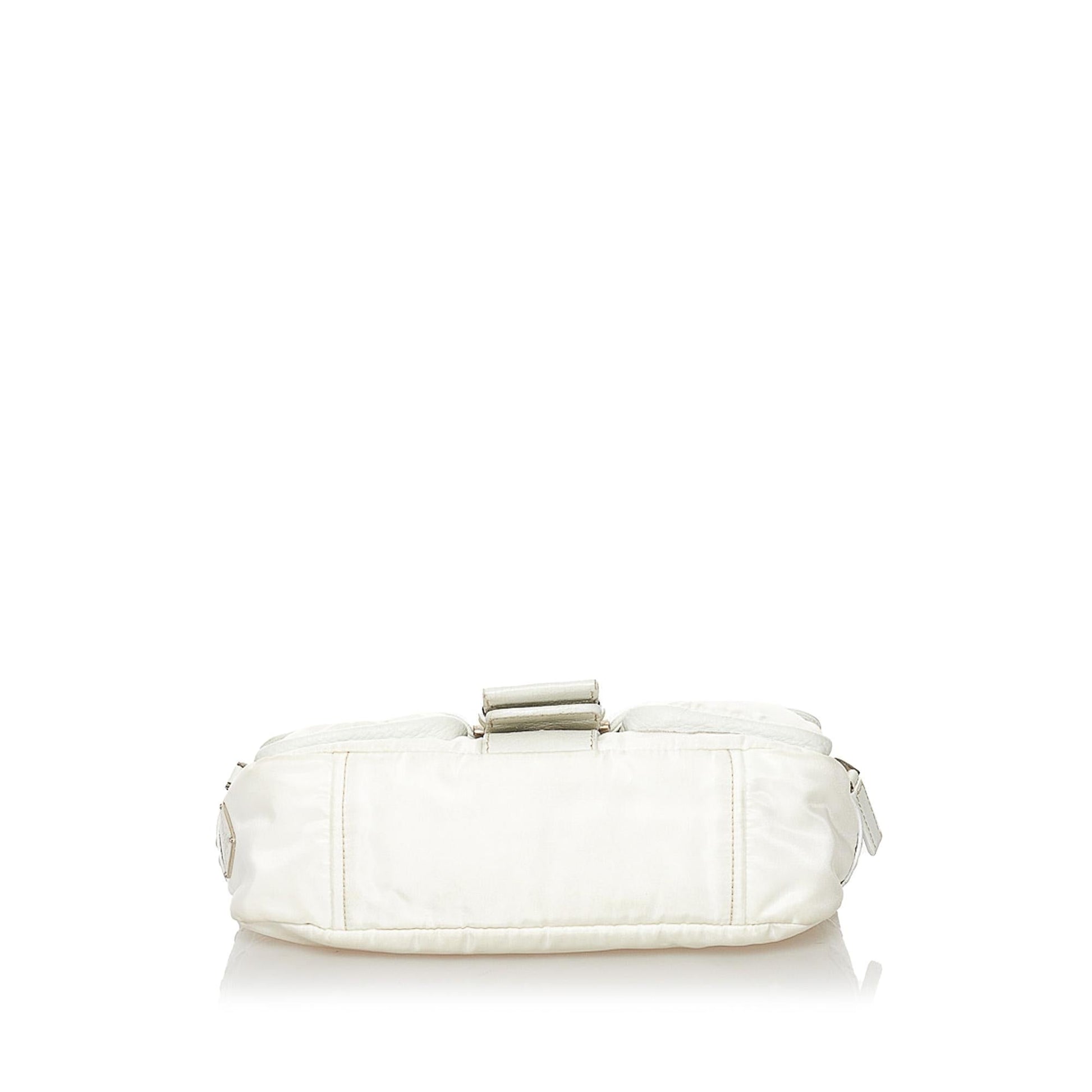 Prada Leather Shoulder Bag (SHG-32540)
