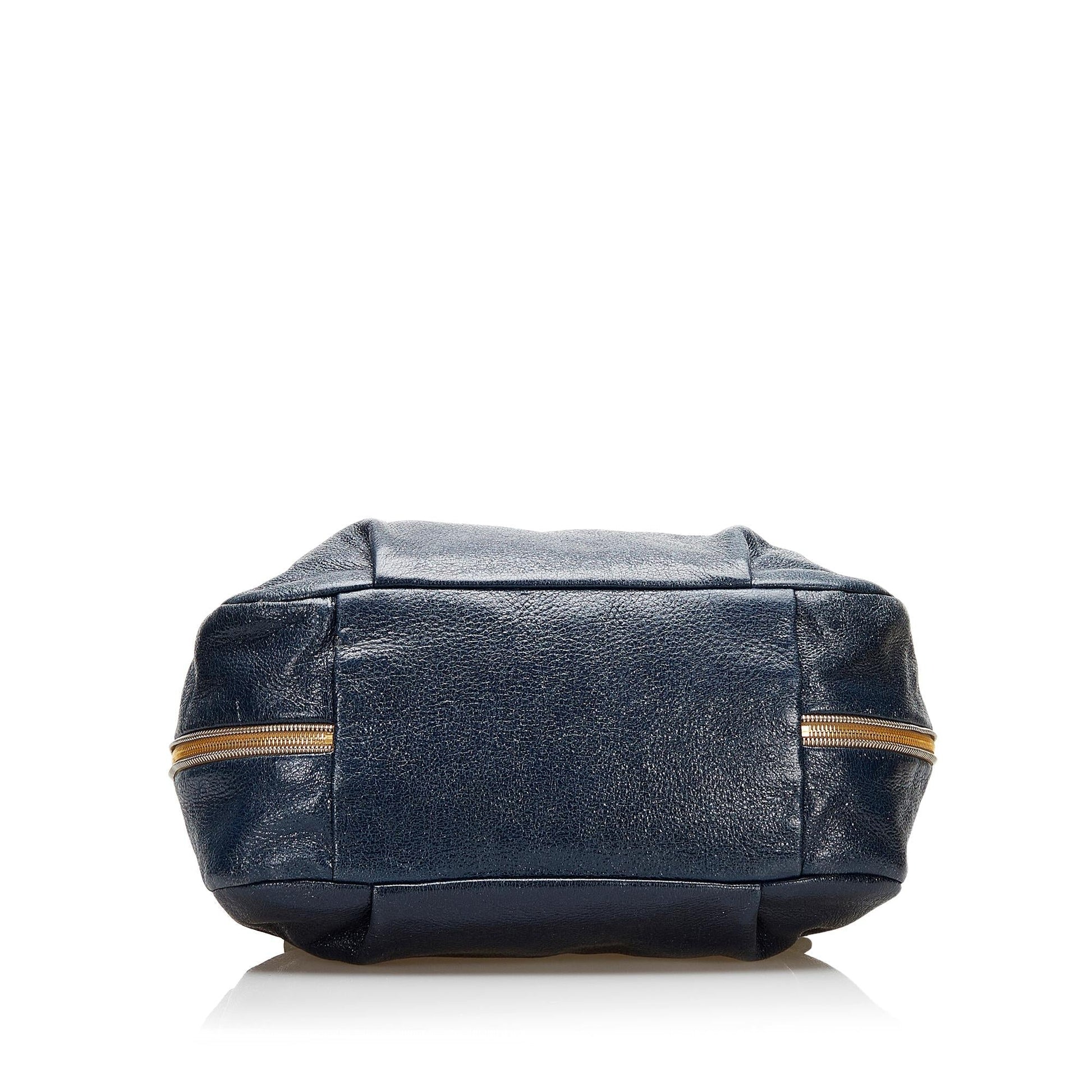 Prada Leather Shoulder Bag (SHG-36104)