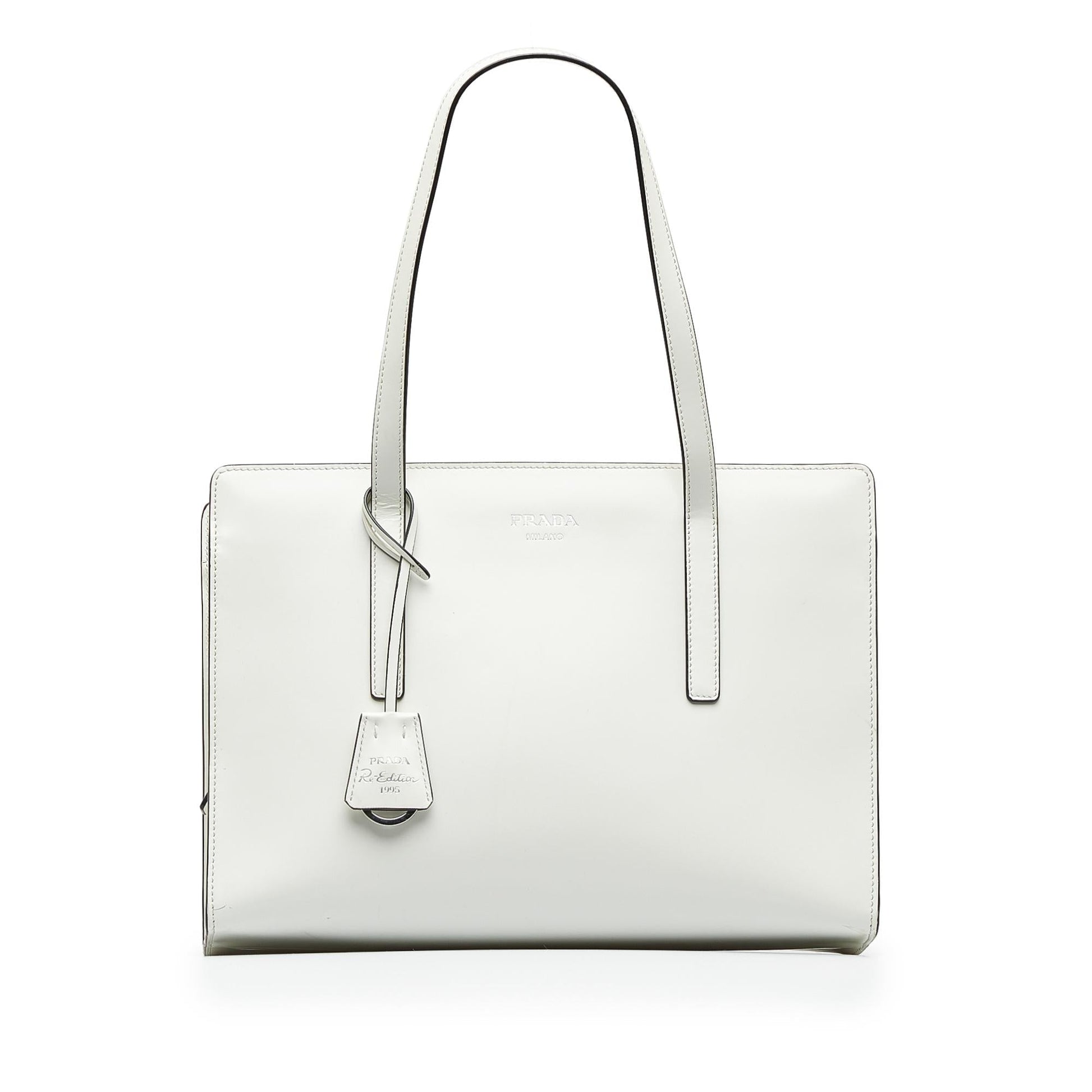 Prada Medium Re-Edition Leather Tote Bag (SHG-ZmtzAP)