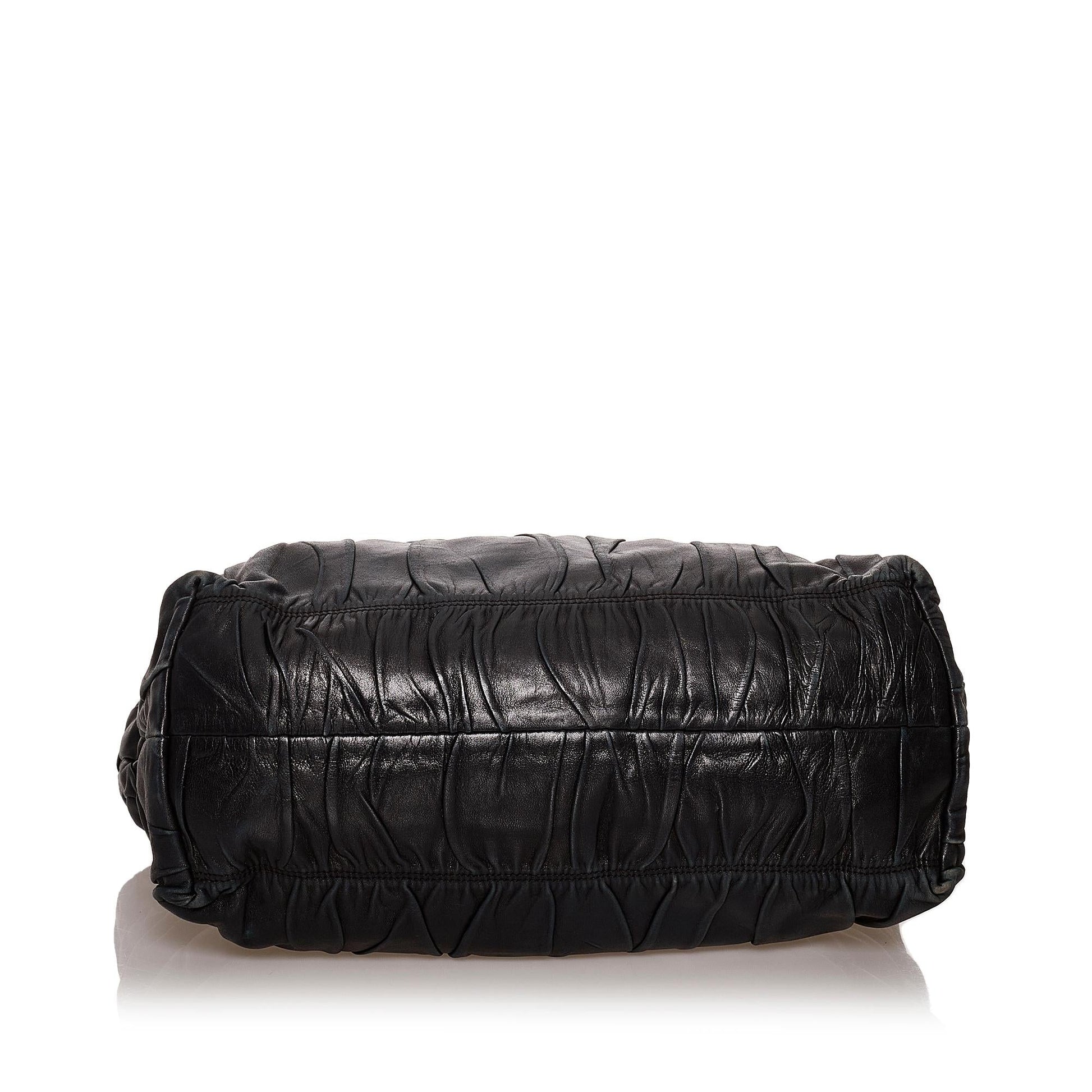 Prada Nappa Gaufre Tote Bag (SHG-29356)