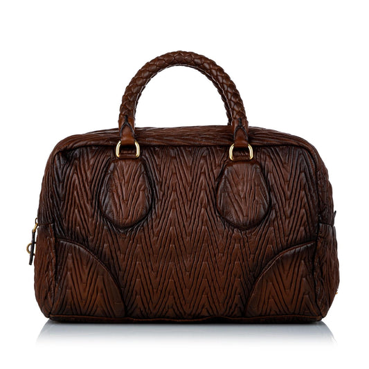 Prada Quilted Leather Handbag (SHG-29507)