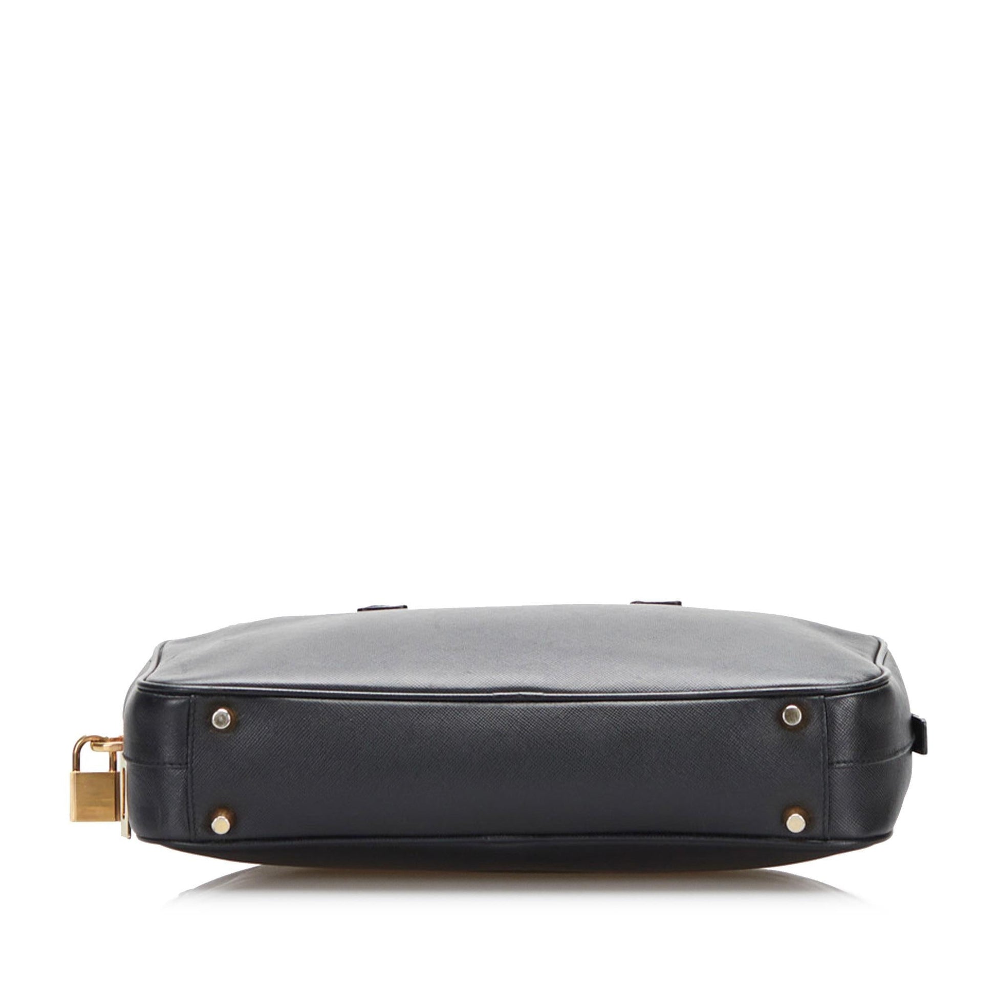 Prada Saffiano Bauletto Handbag (SHG-l1GAZe)