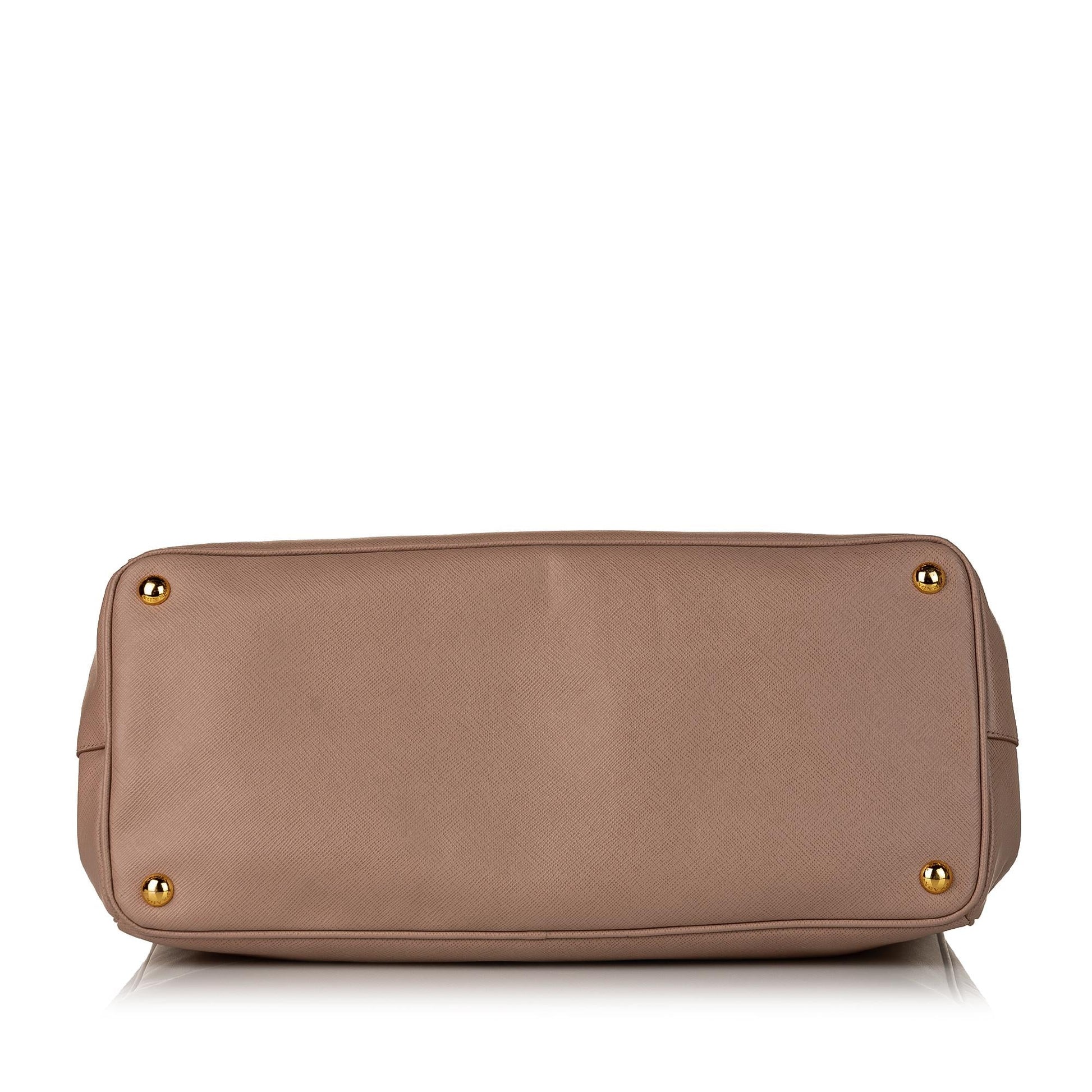 Prada Saffiano Galleria Tote Bag (SHG-31382)