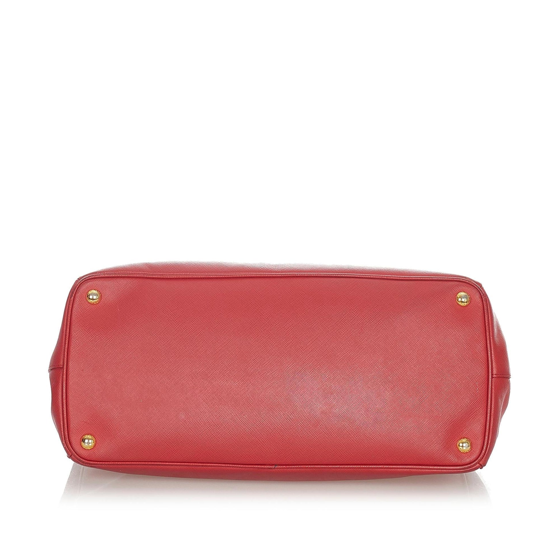 Prada Saffiano Lux Galleria Handbag (SHG-23324)