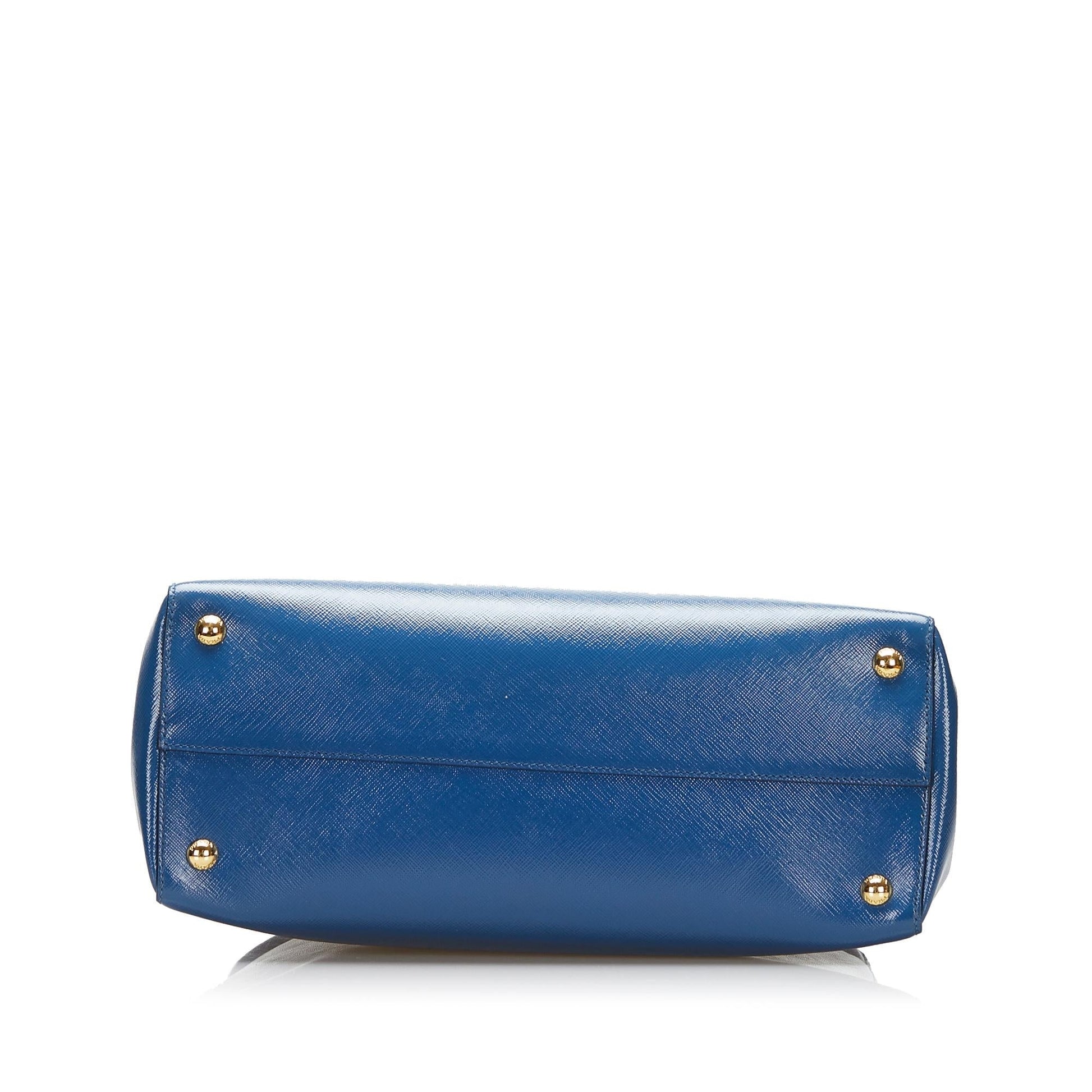 Prada Saffiano Satchel (SHG-ojgmIW)