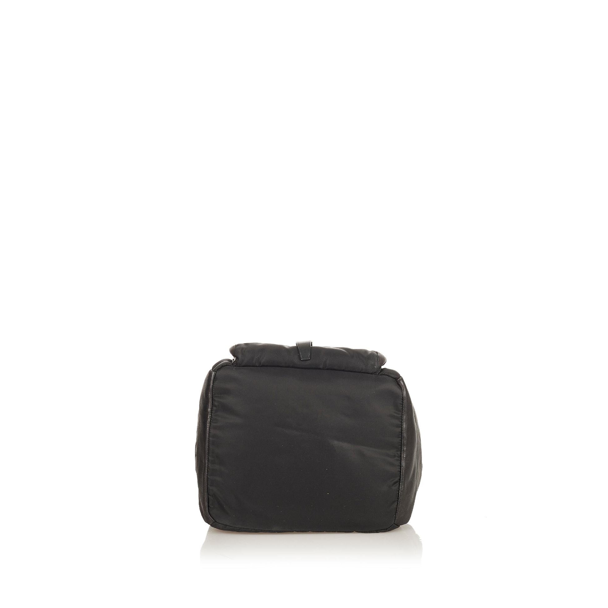 Prada Tessuto Bucket Bag (SHG-26018)