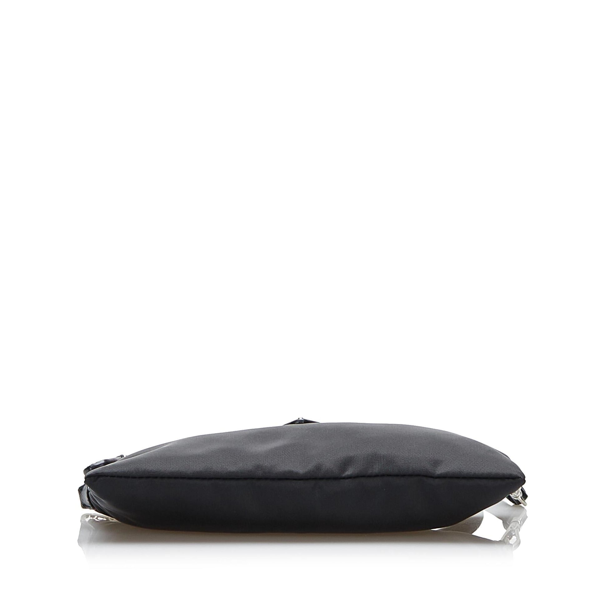Prada Tessuto Crossbody Bag (SHG-vK4exL)