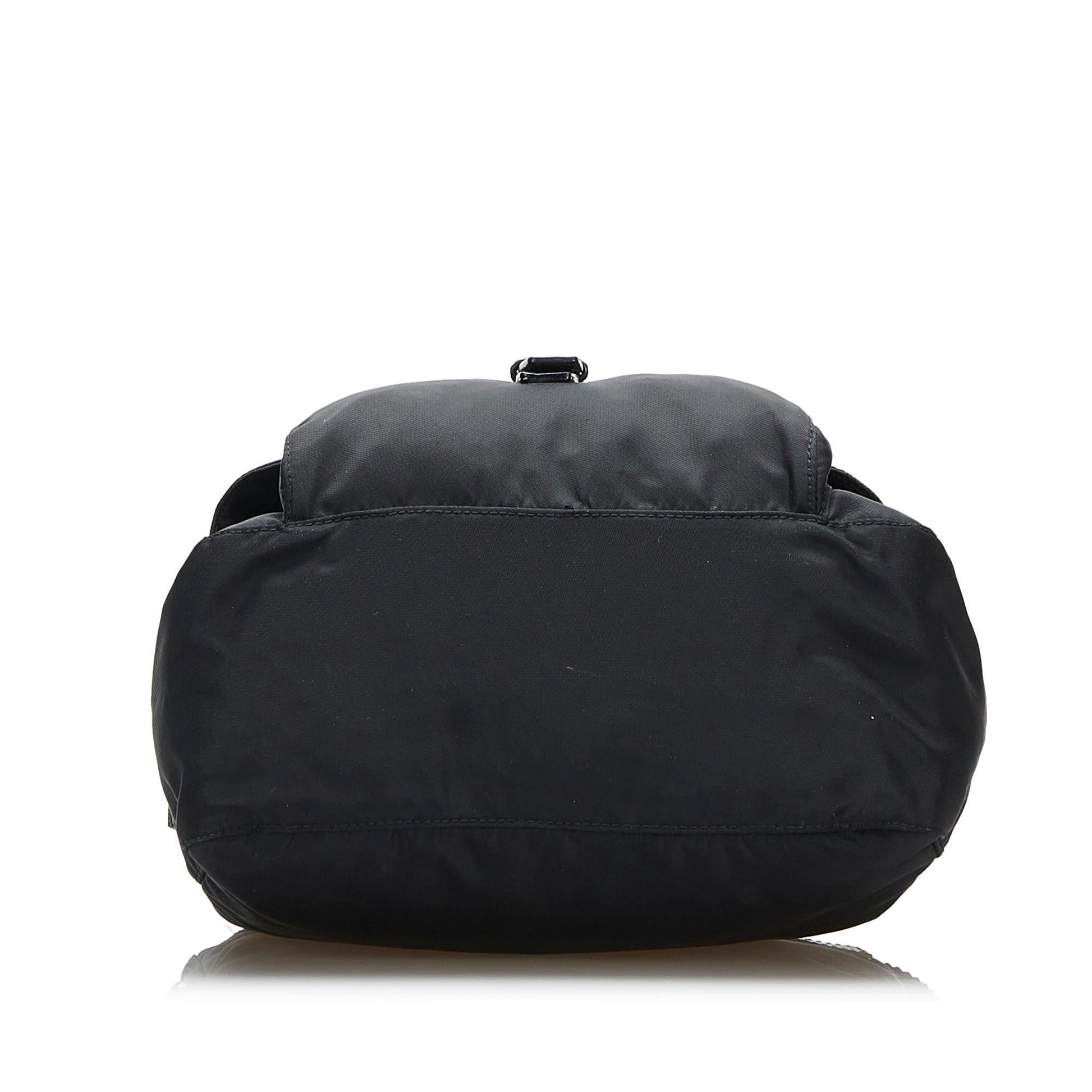Prada Tessuto Crossbody (SHG-tdaU7o)