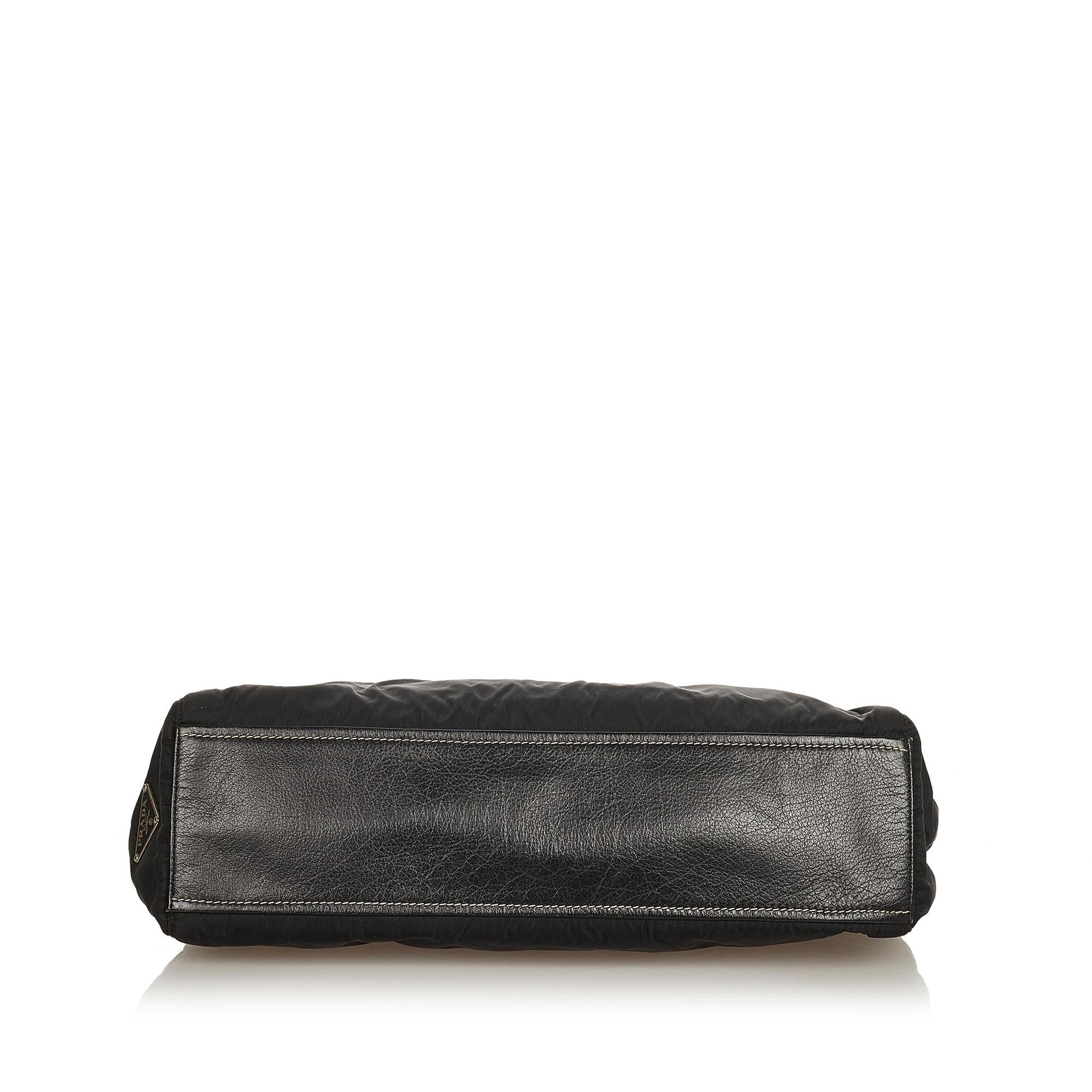 Prada Tessuto Easy Shoulder Bag (SHG-31810)