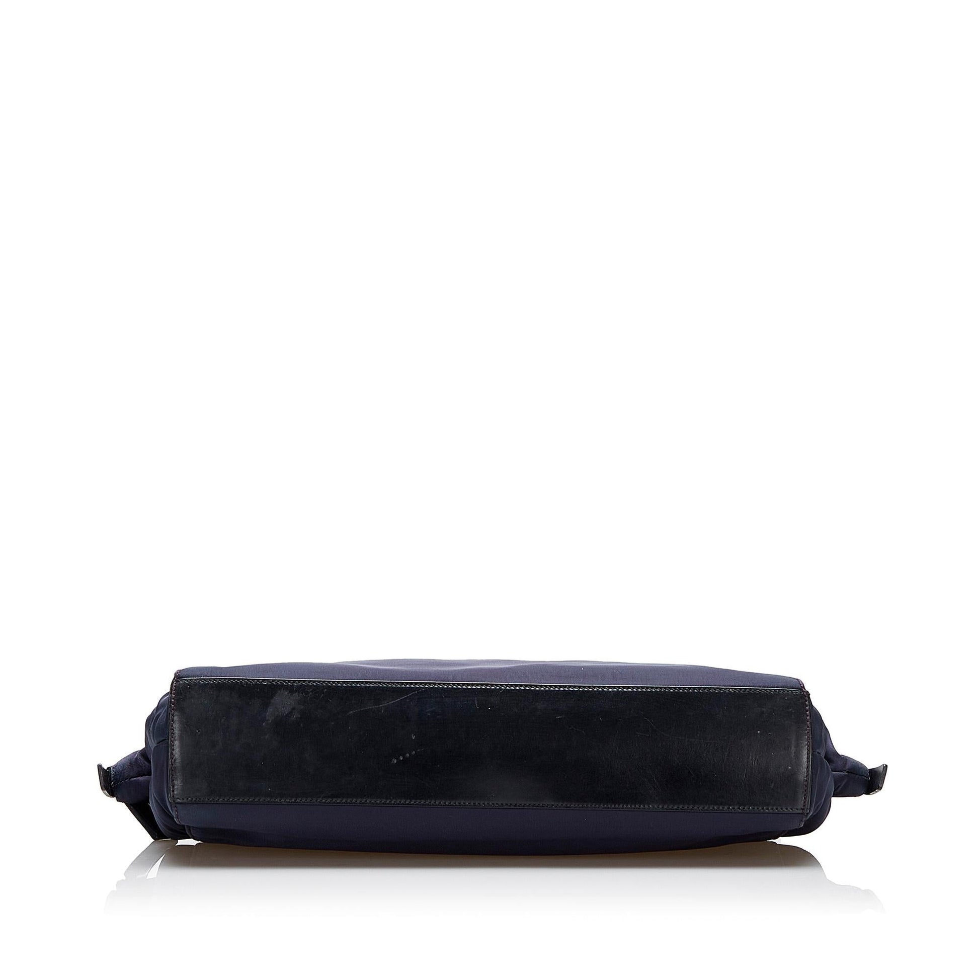Prada Tessuto Handbag (SHG-fCjkeP)