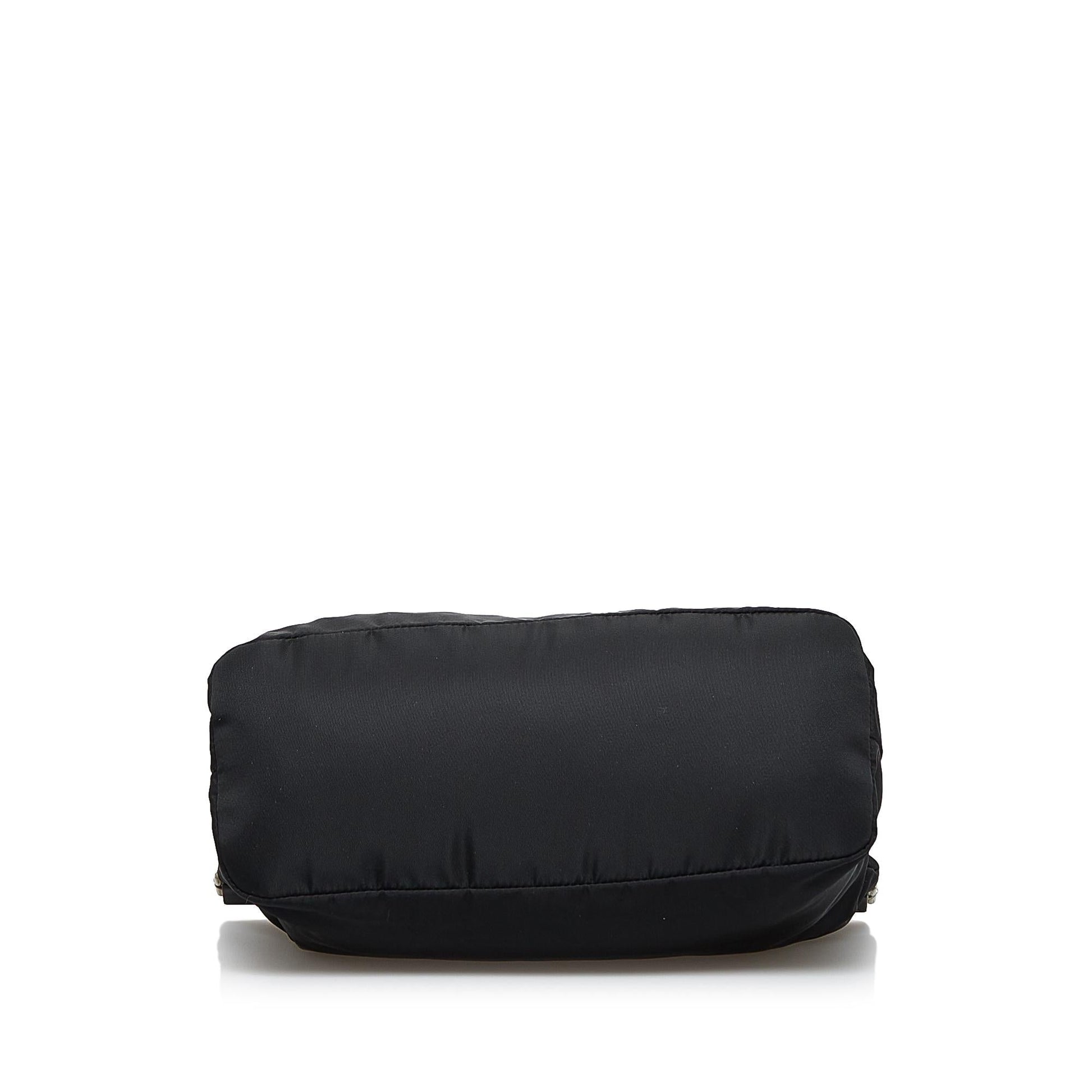 Prada Tessuto Handbag (SHG-LseSom)