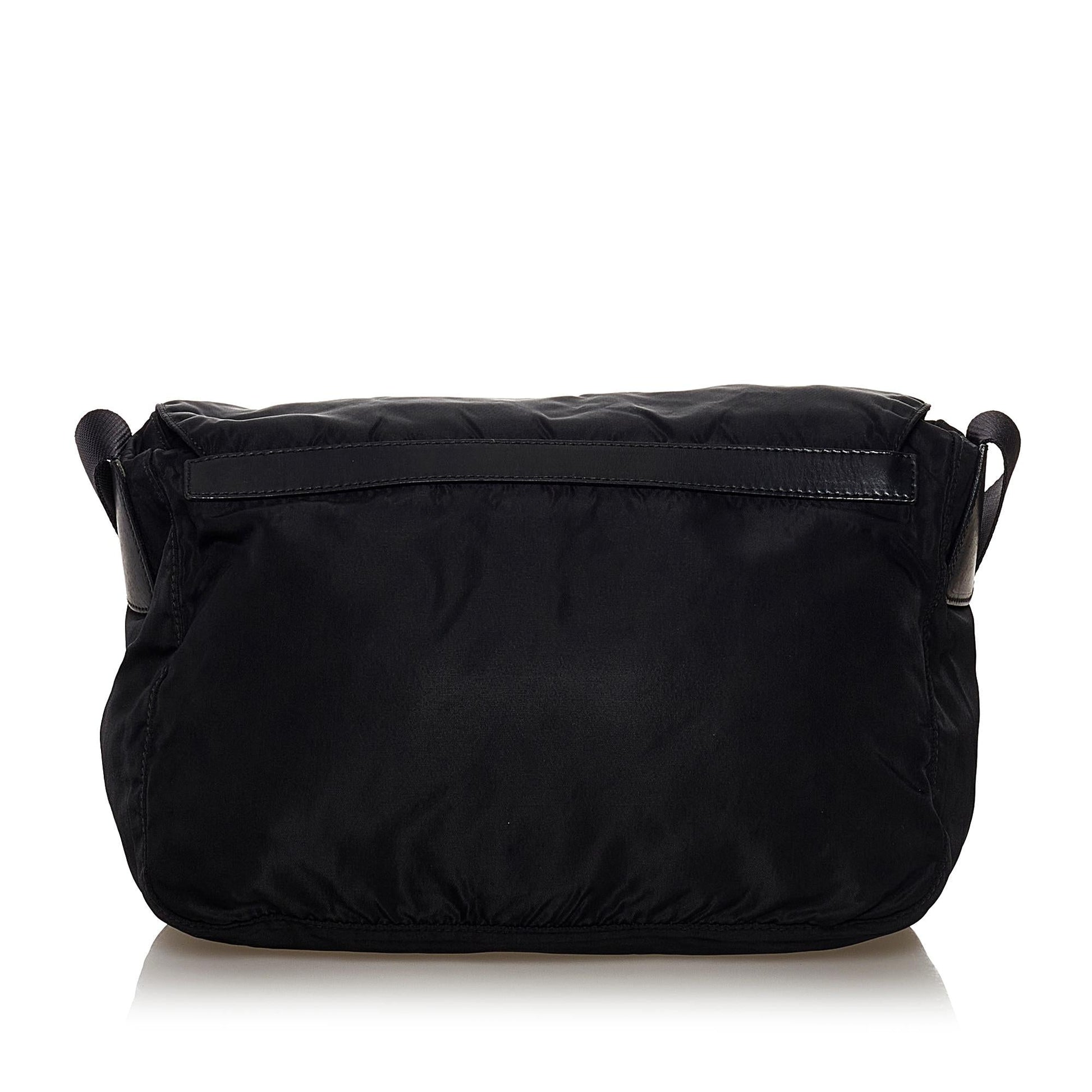 Prada Tessuto Messenger Bag (SHG-33003)