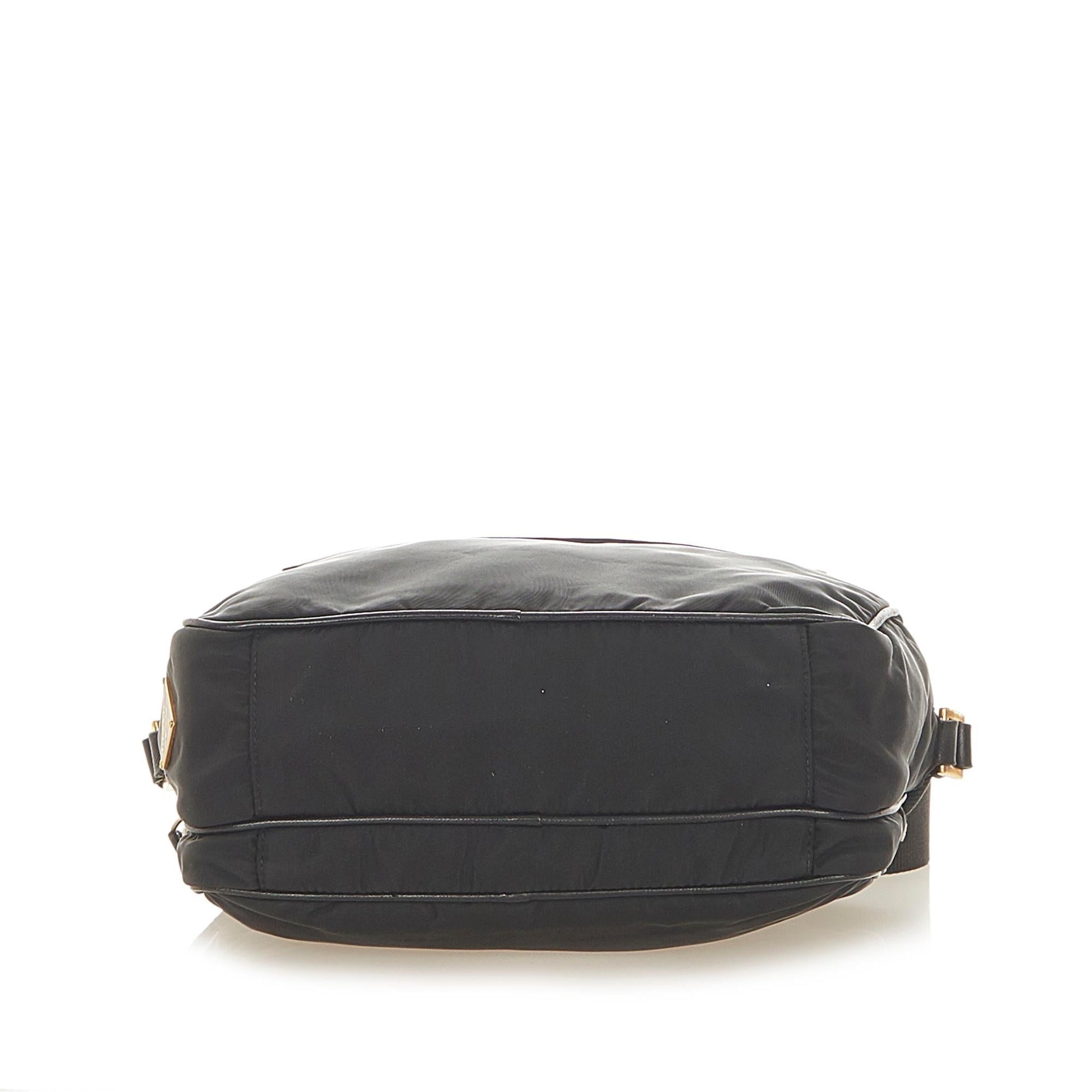 Prada Tessuto Shoulder Bag (SHG-31503)