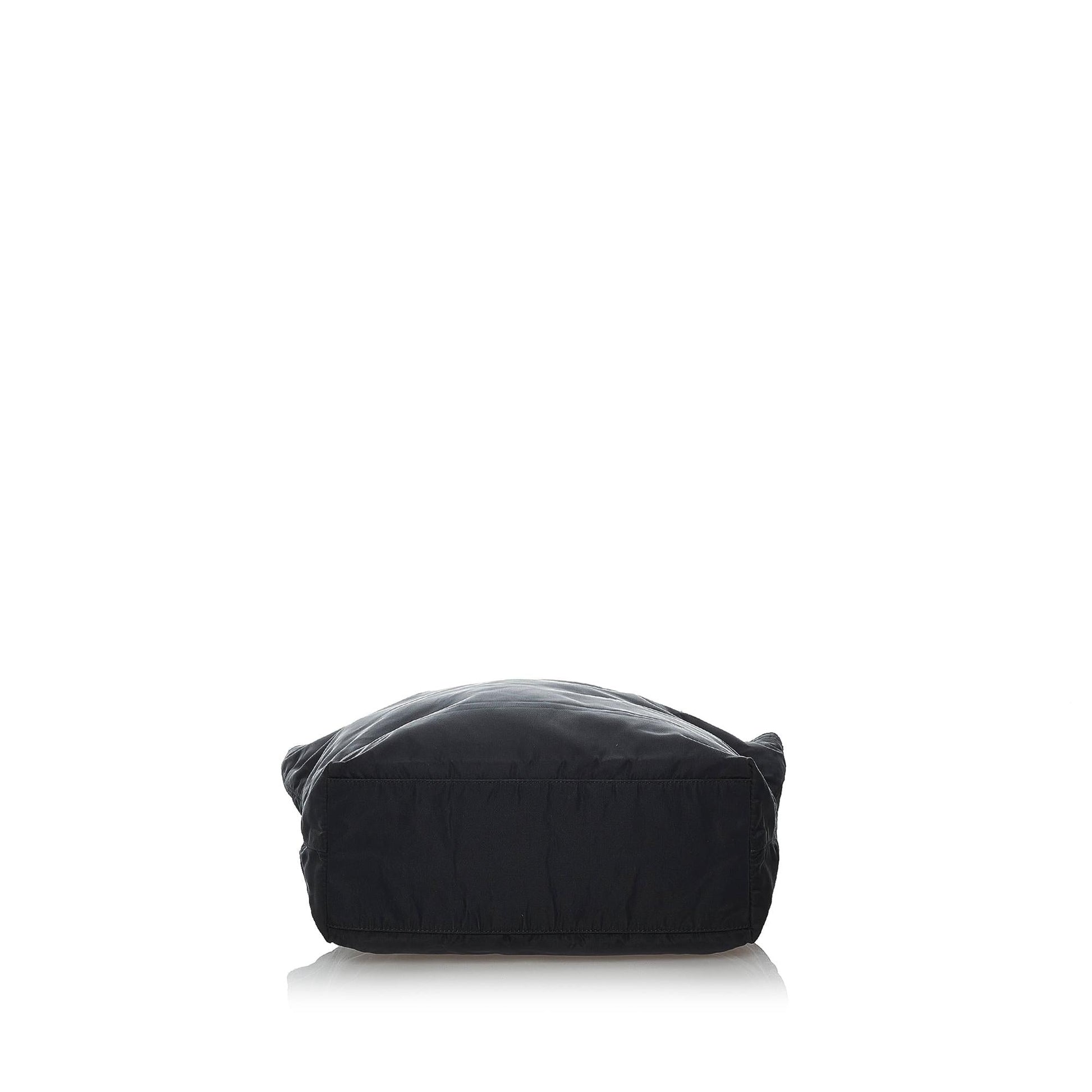 Prada Tessuto Shoulder Bag (SHG-29929)