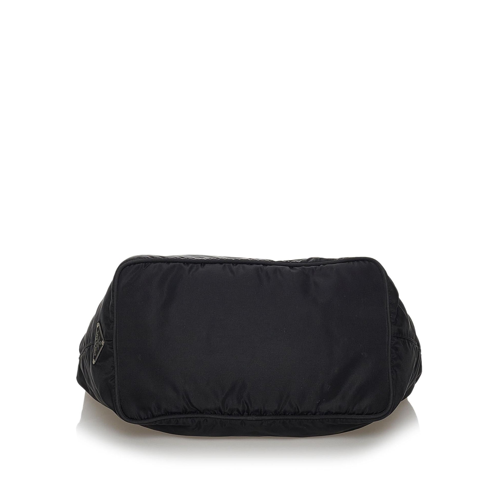 Prada Tessuto Shoulder Bag (SHG-31229)