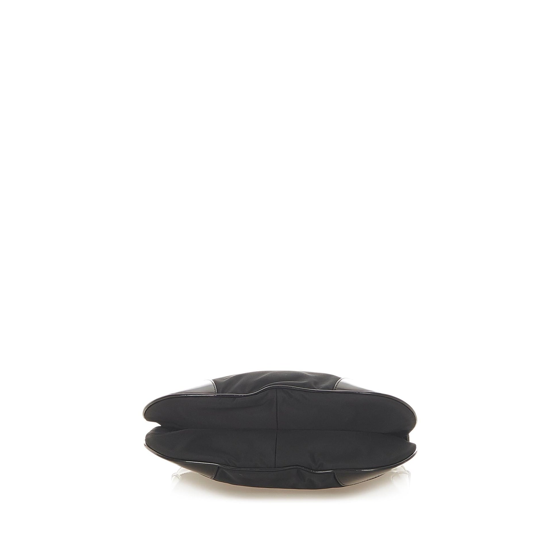 Prada Tessuto Shoulder Bag (SHG-31650)