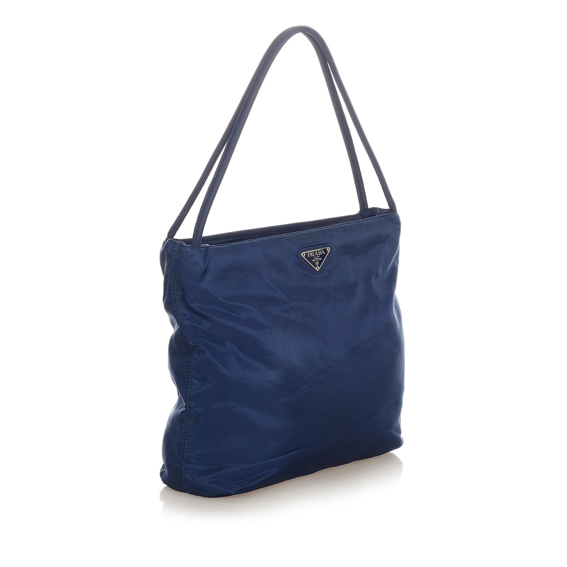 Prada Tessuto Shoulder Bag (SHG-31961)