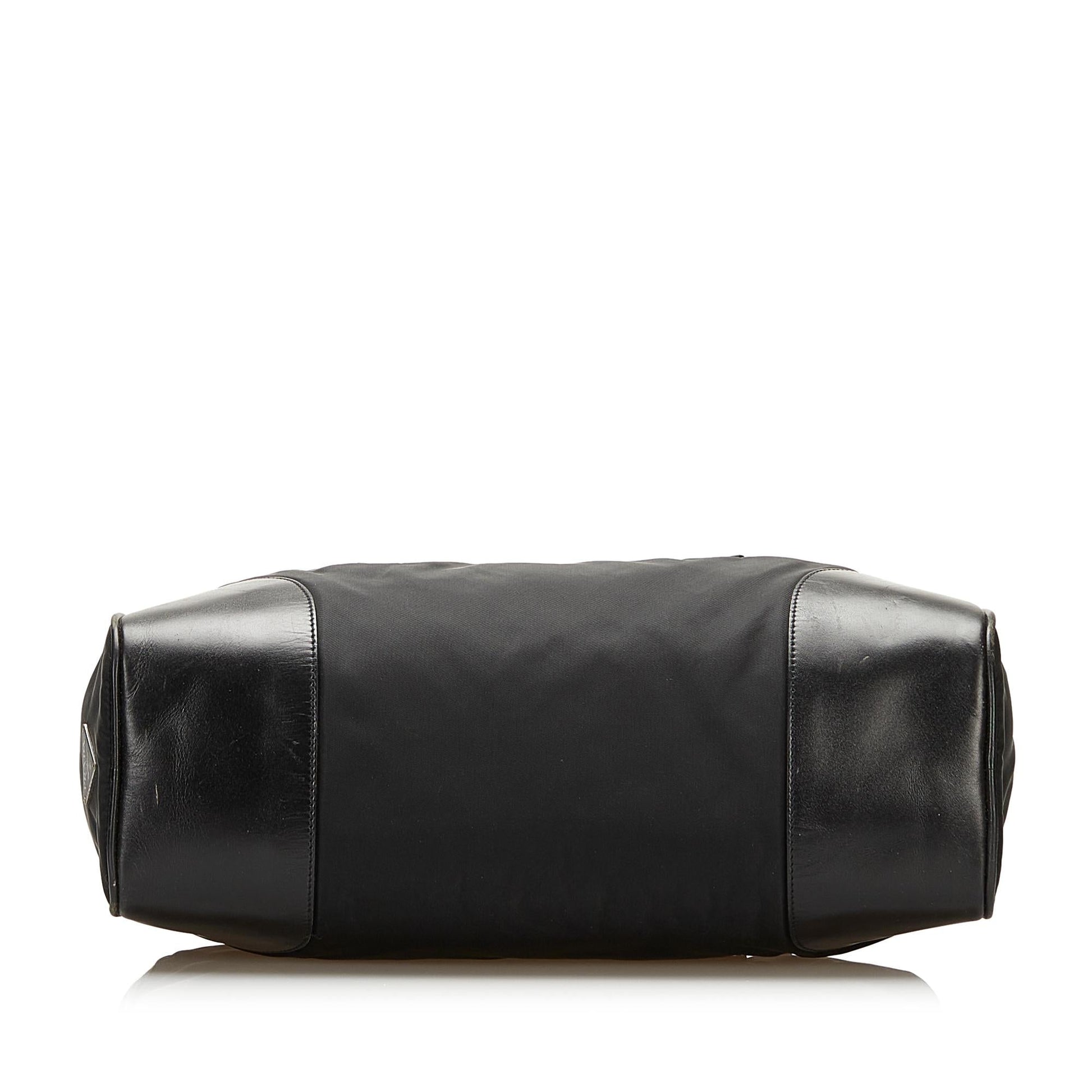 Prada Tessuto Shoulder Bag (SHG-35843)