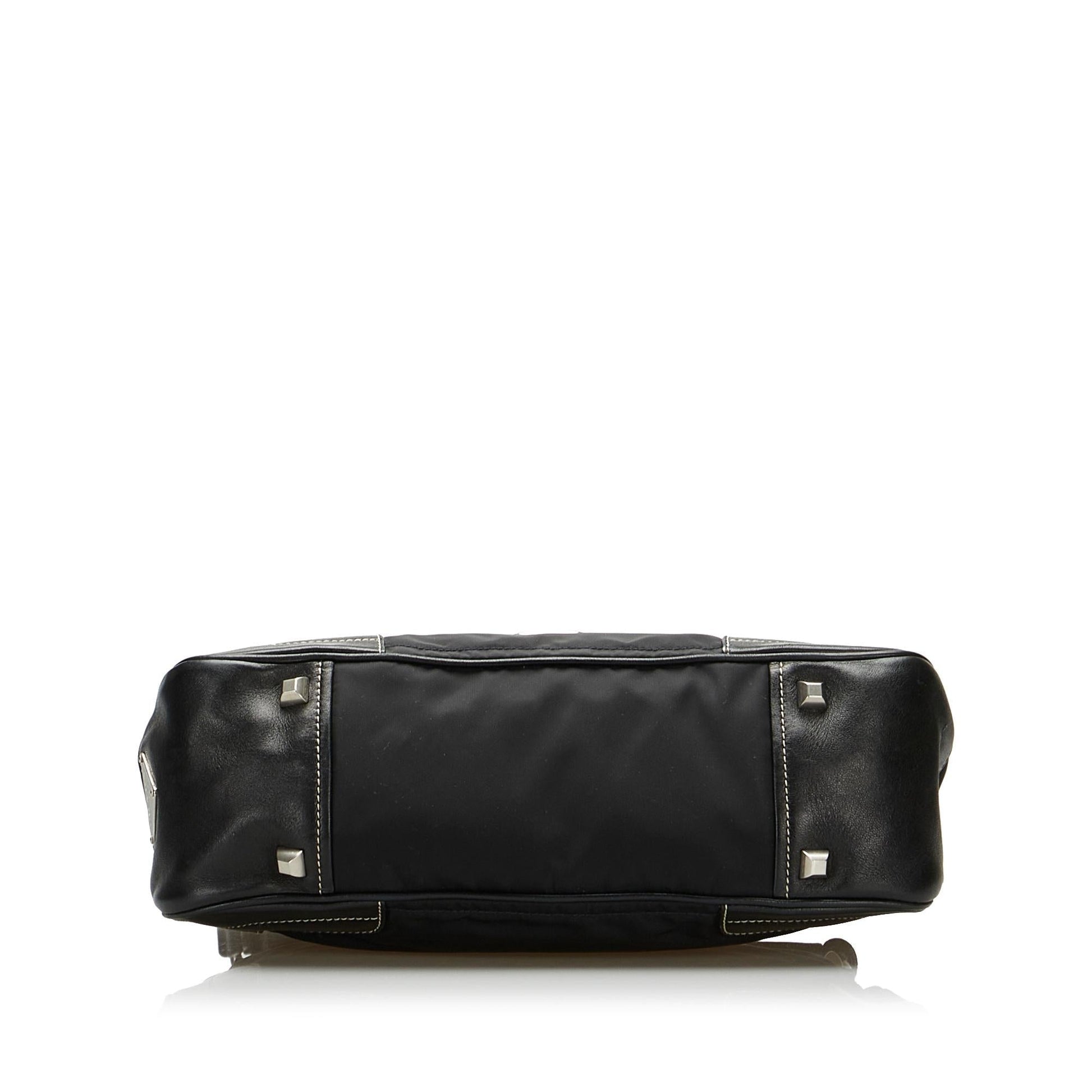 Prada Tessuto Tassel Shoulder Bag (SHG-OlHclM)
