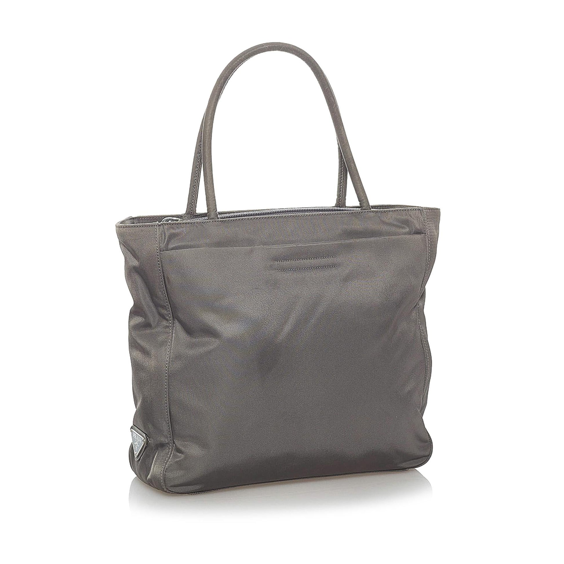 Prada Tessuto Tote Bag (SHG-30603)