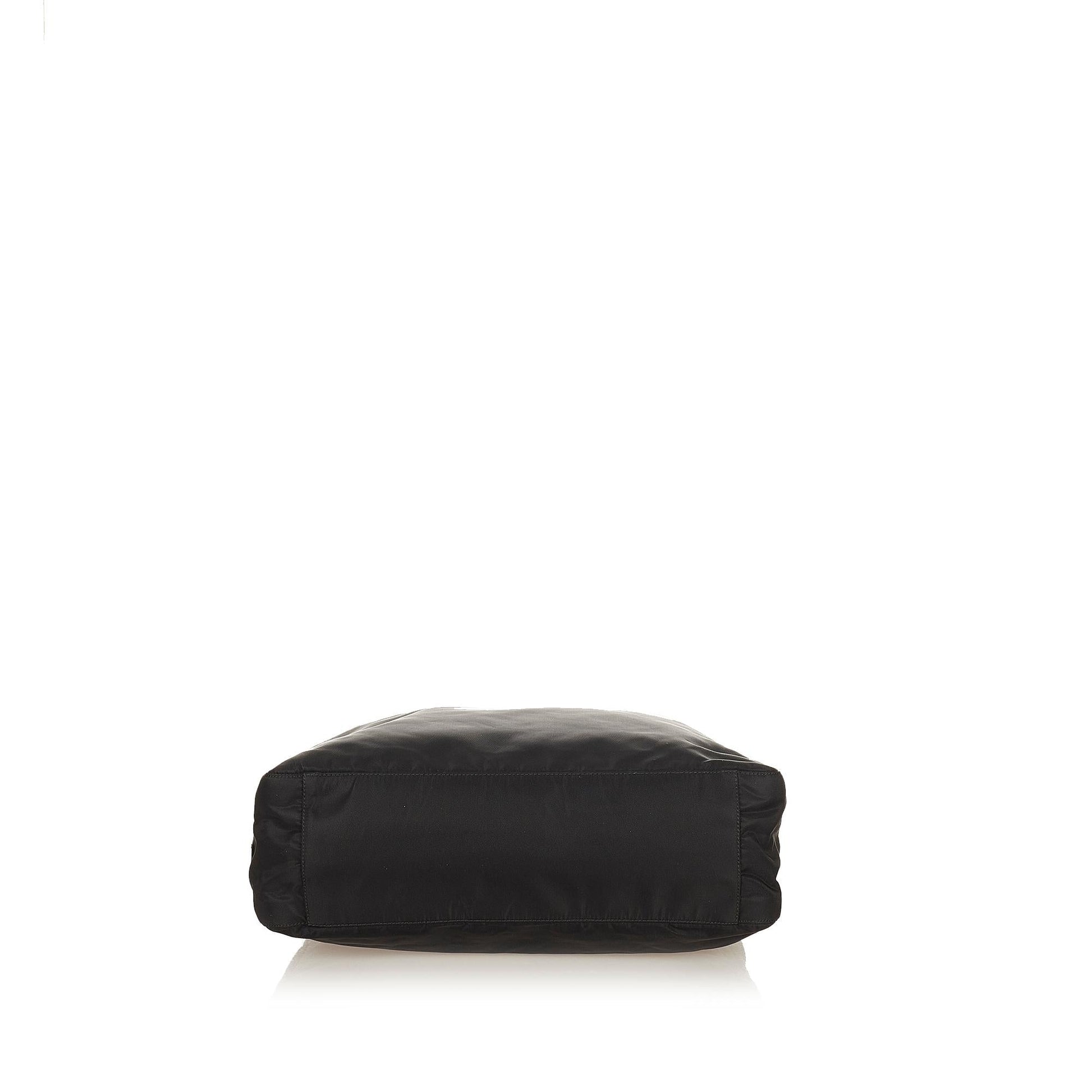 Prada Tessuto Tote Bag (SHG-36096)