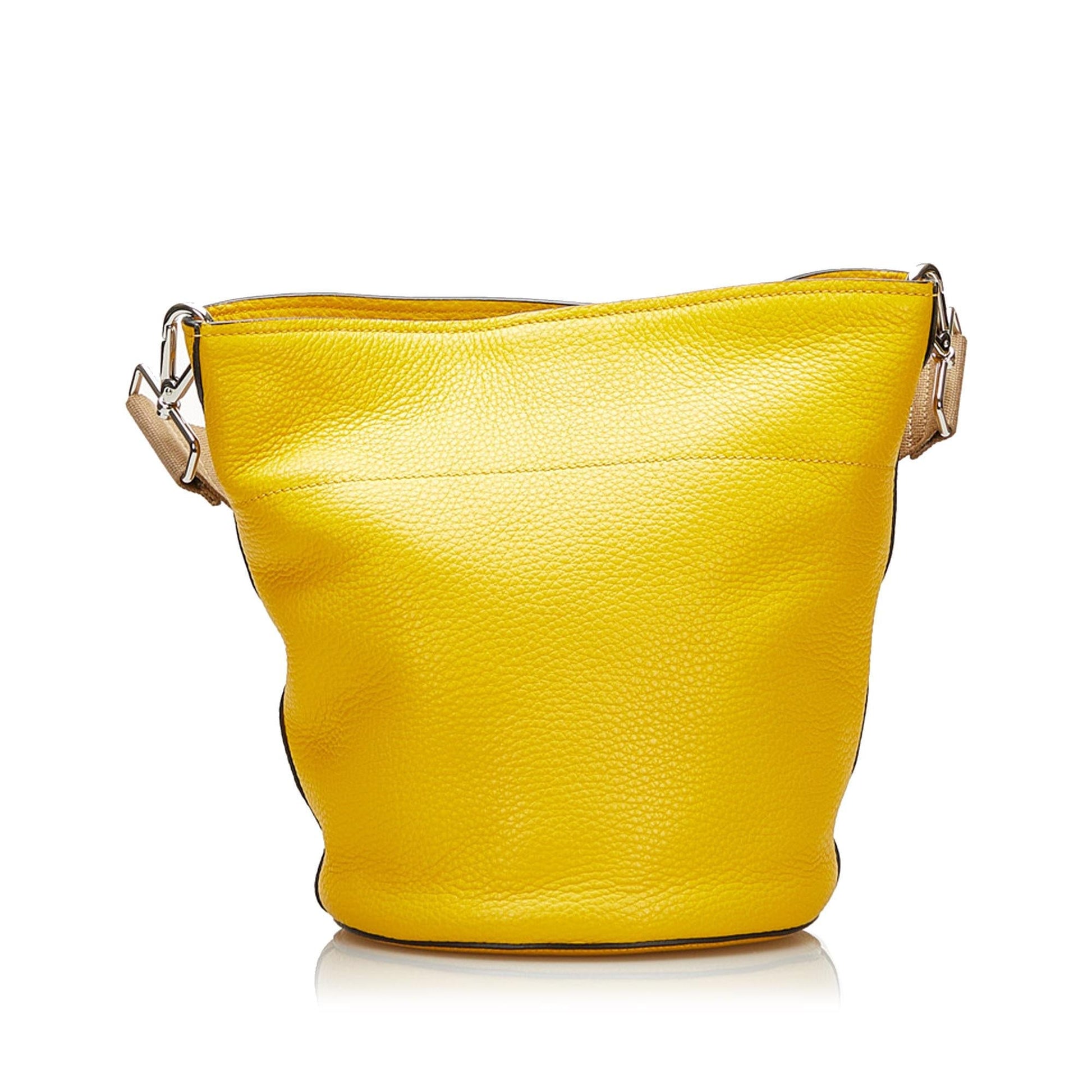 Prada Vitello Daino Bucket Bag (SHG-37582)