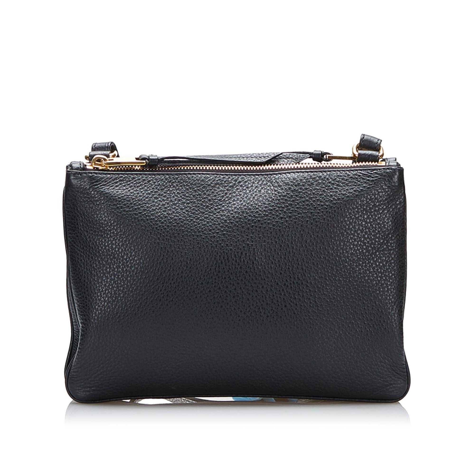 Prada Vitello Daino Crossbody Bag (SHG-9IZViX)
