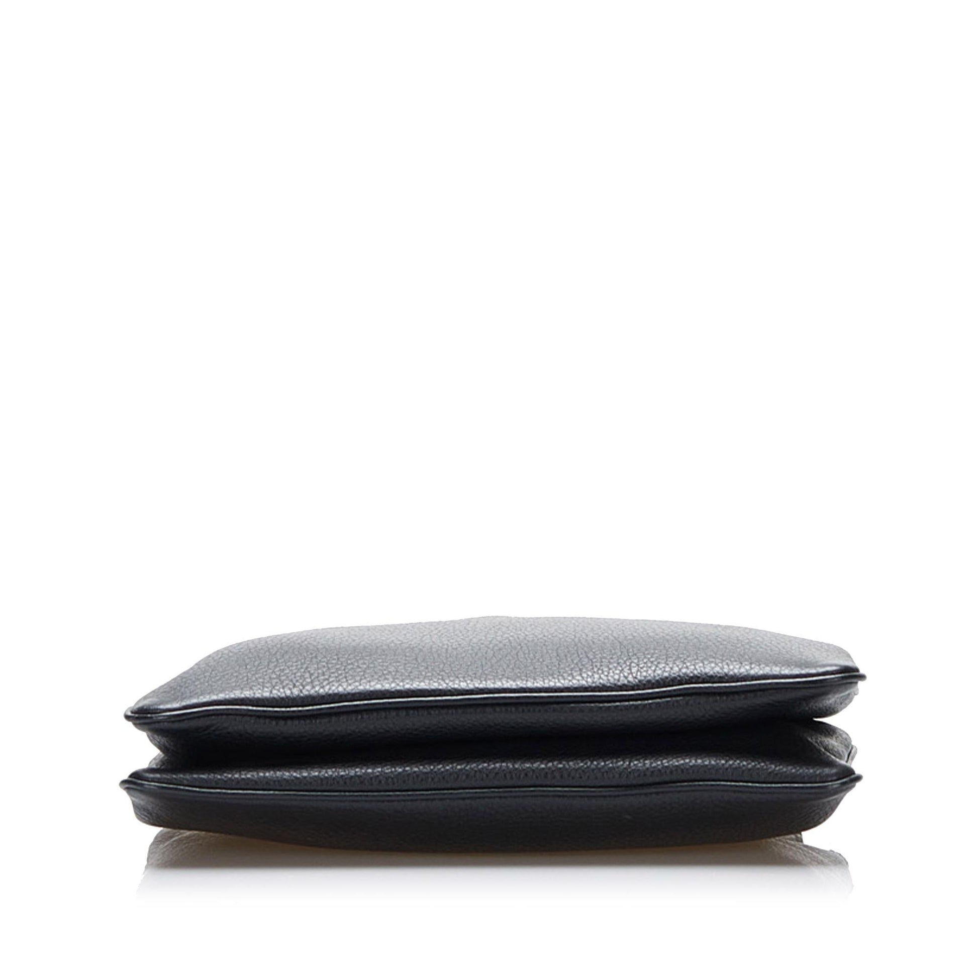 Prada Vitello Daino Crossbody Bag (SHG-9IZViX)
