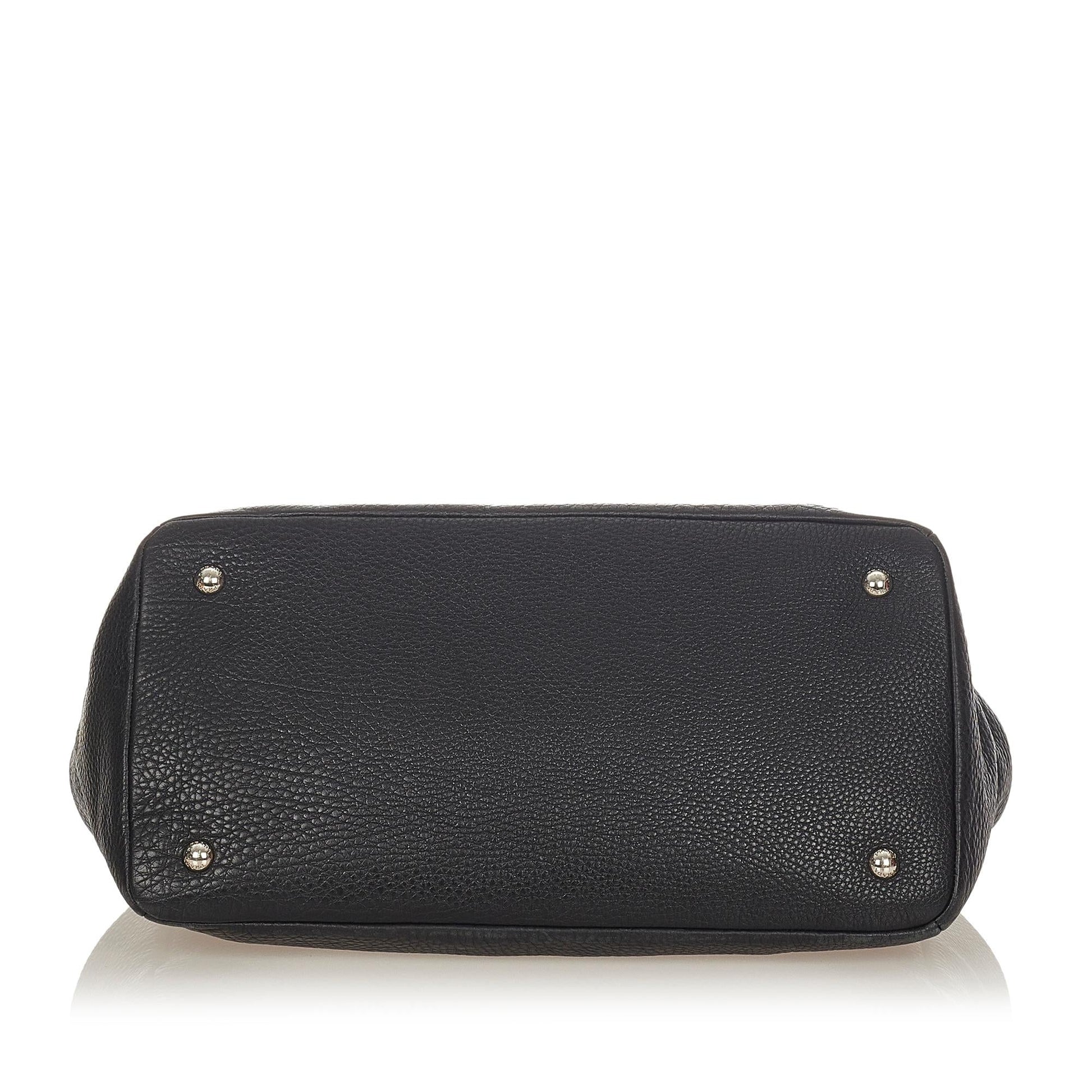 Prada Vitello Daino Handbag (SHG-25076)