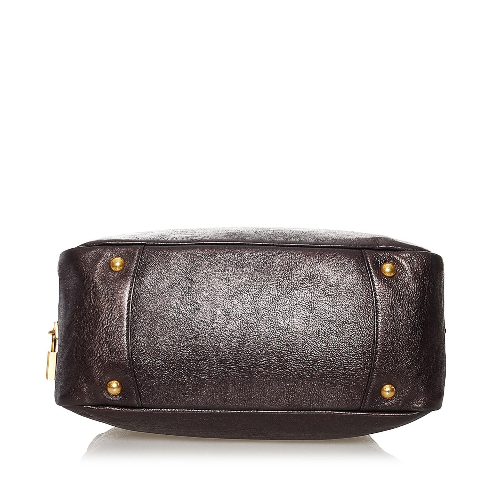 Prada Vitello Daino Handbag (SHG-32952)