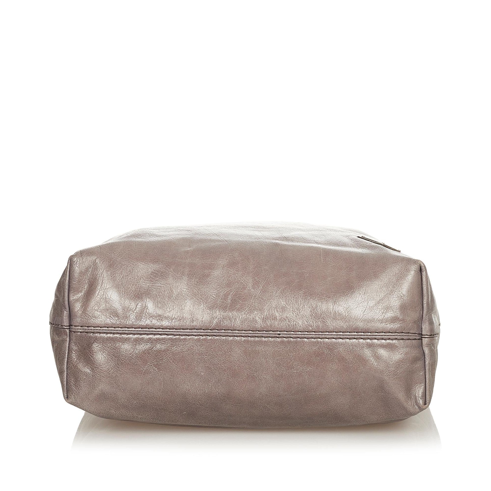 Prada Vitello Daino Satchel (SHG-24825)